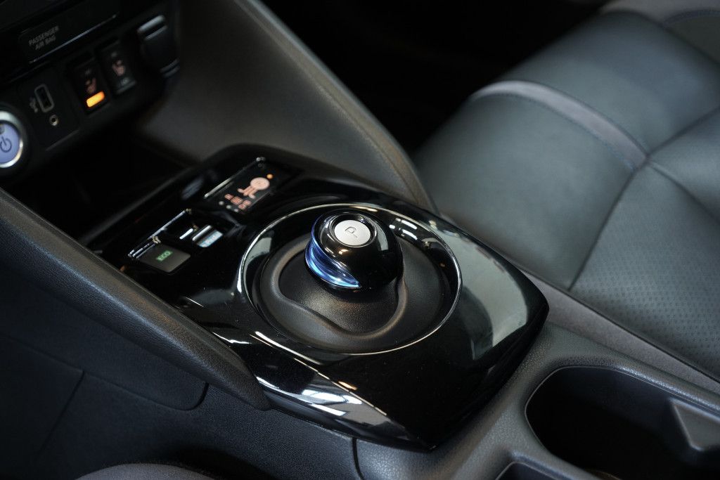 Nissan Leaf 40 kWh - Samsaru's Car Outlet