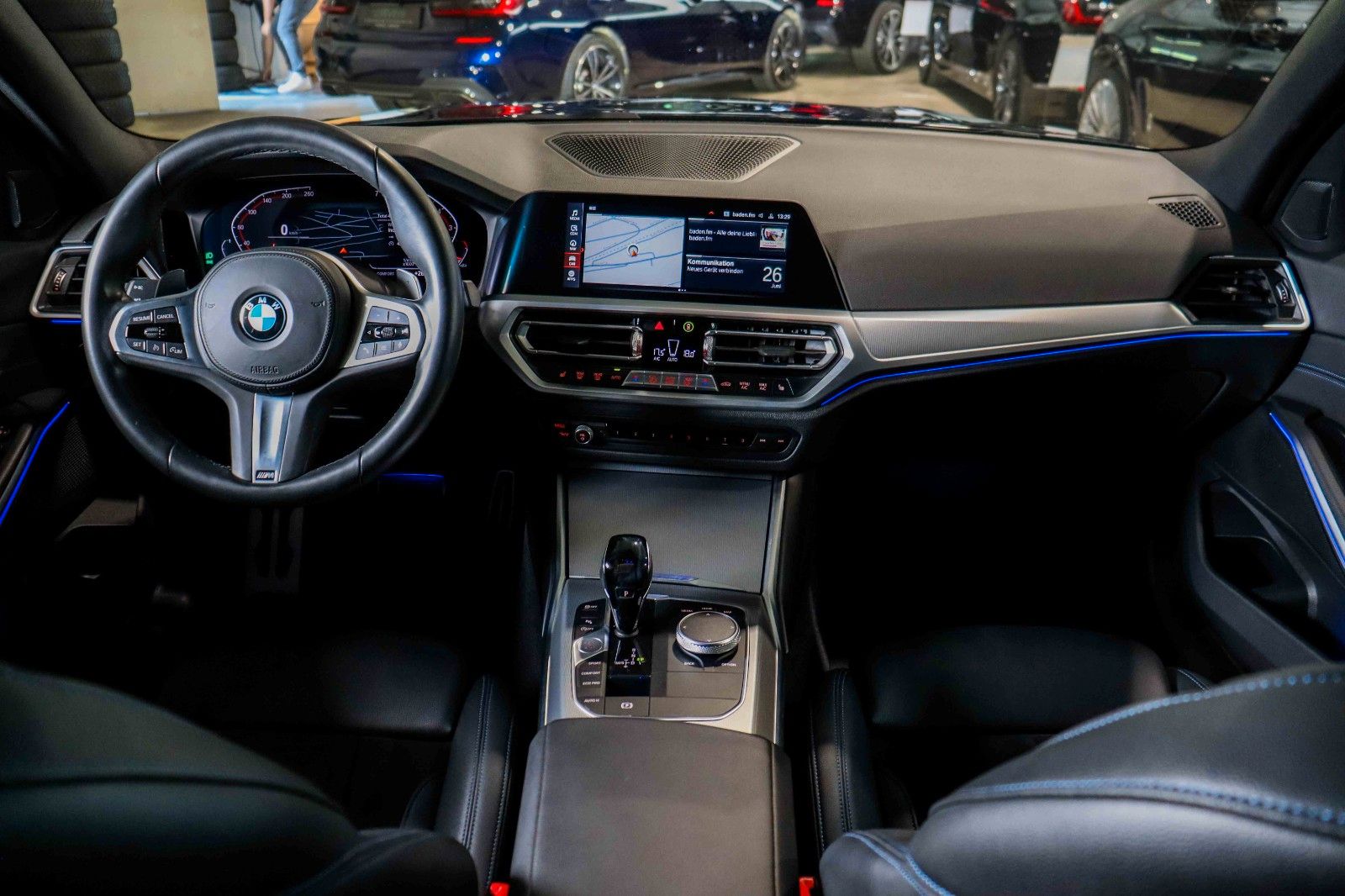 BMW 330i M SPORT SHADOW - Samsaru's Car Outlet