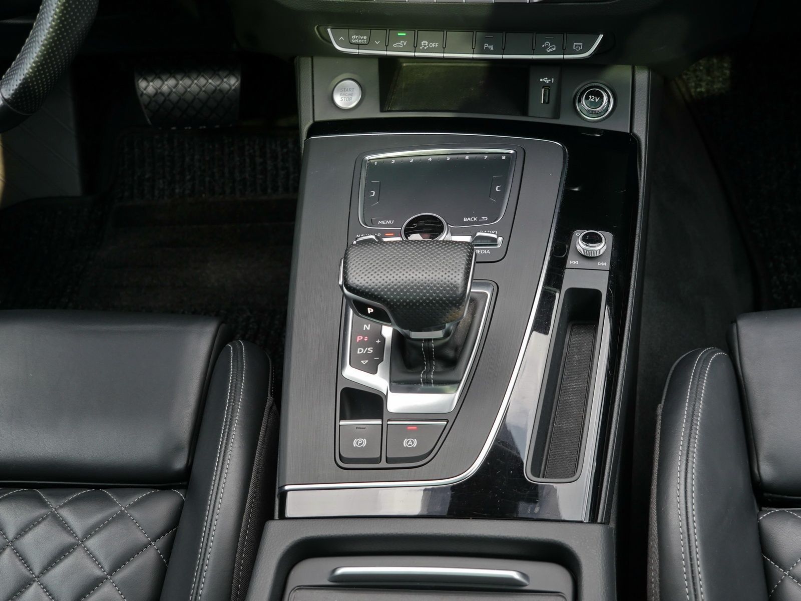 Audi Q5 50 TFSIe S Line qu. 50km/WLTP*AHK*Air*Pano