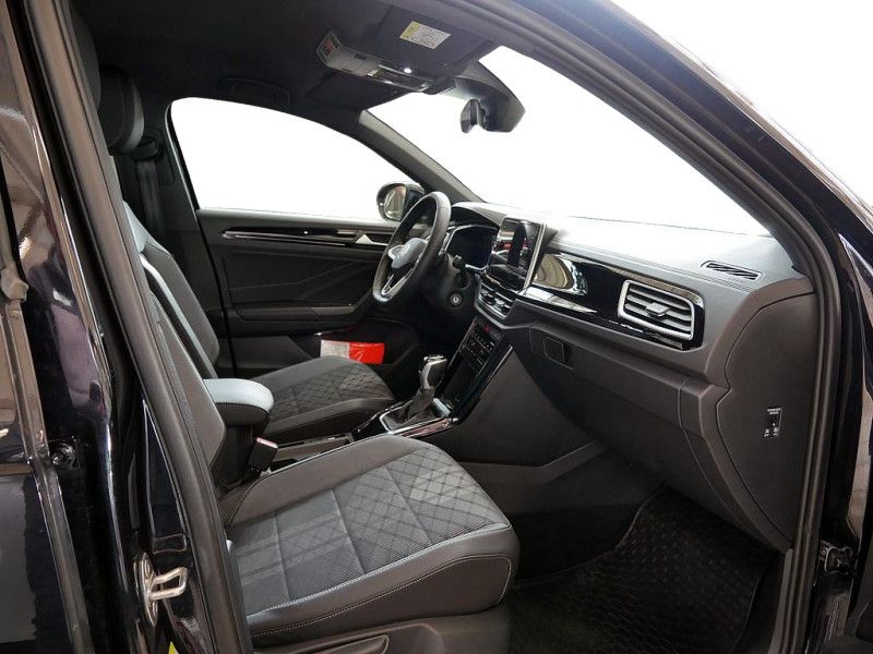 Volkswagen T-Roc 2.0 TDI R-Line - Samsaru's Car Outlet
