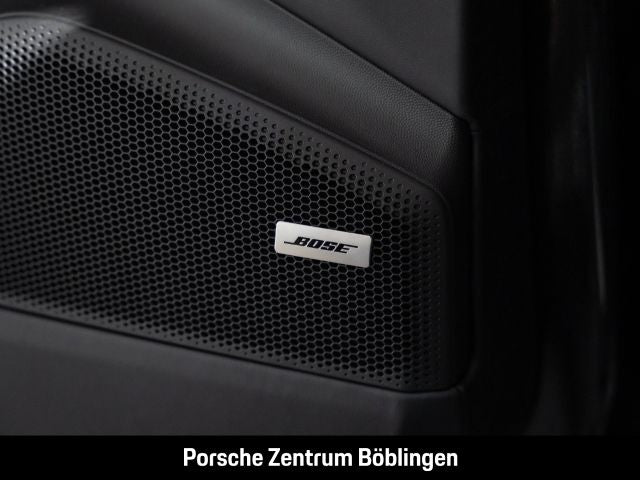 Porsche Macan 4 - Samsaru's Car Outlet