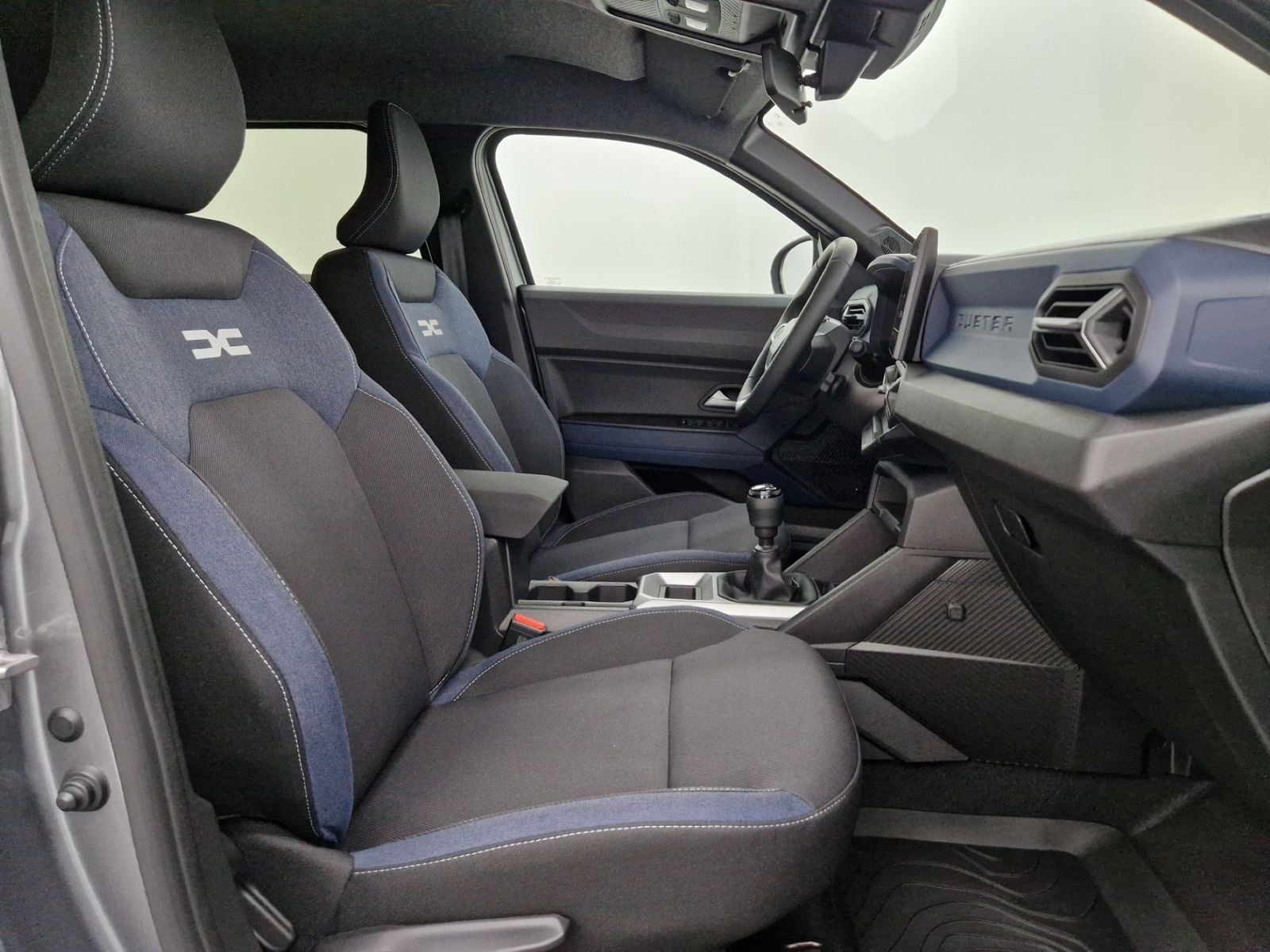 Dacia Duster Journey TCe 130 - Samsaru's Car Outlet