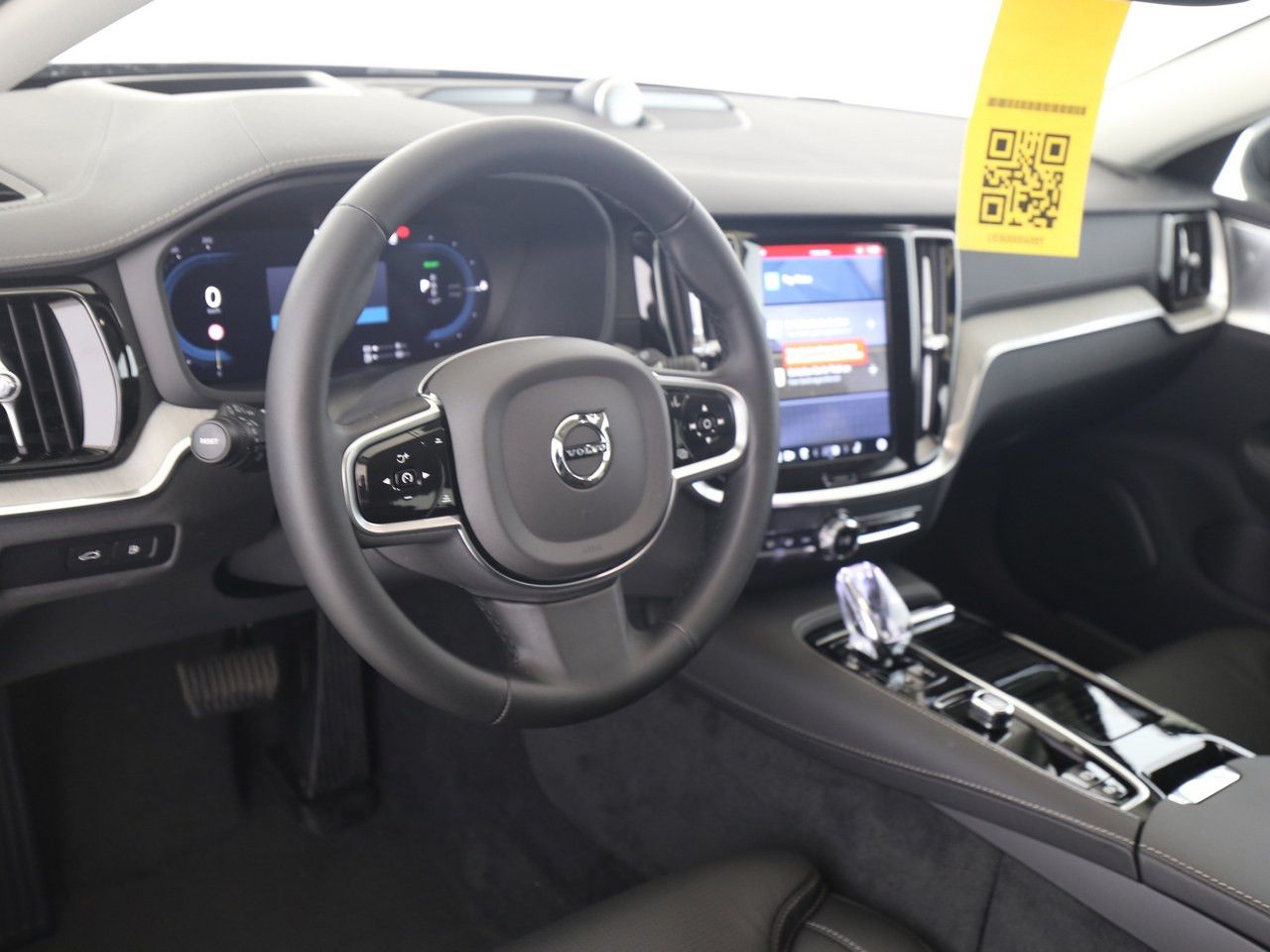 Volvo V60 T8 Ultra Dark PHEV AWD !!!B&W+PANO+MASSAGE!!