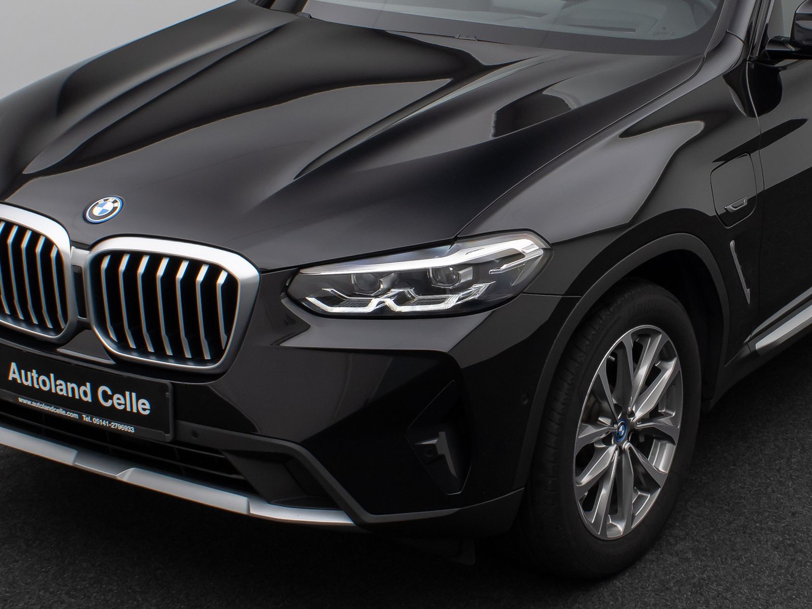 BMW X3 xD30e Sport - Samsaru's Car Outlet