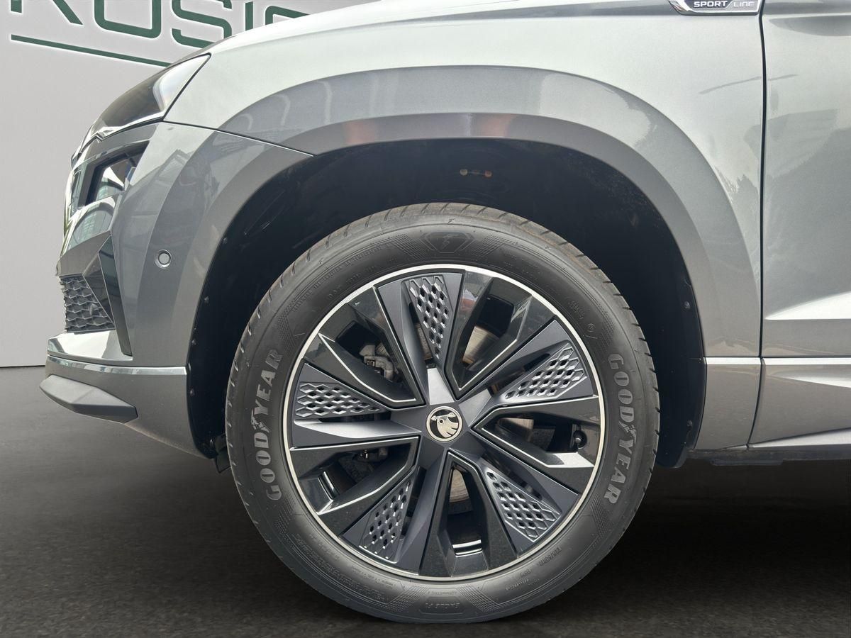 Skoda KAROQ SPORTLINE 2.0 TDI 4x4 AHK+2xSITZHZG+ACC+