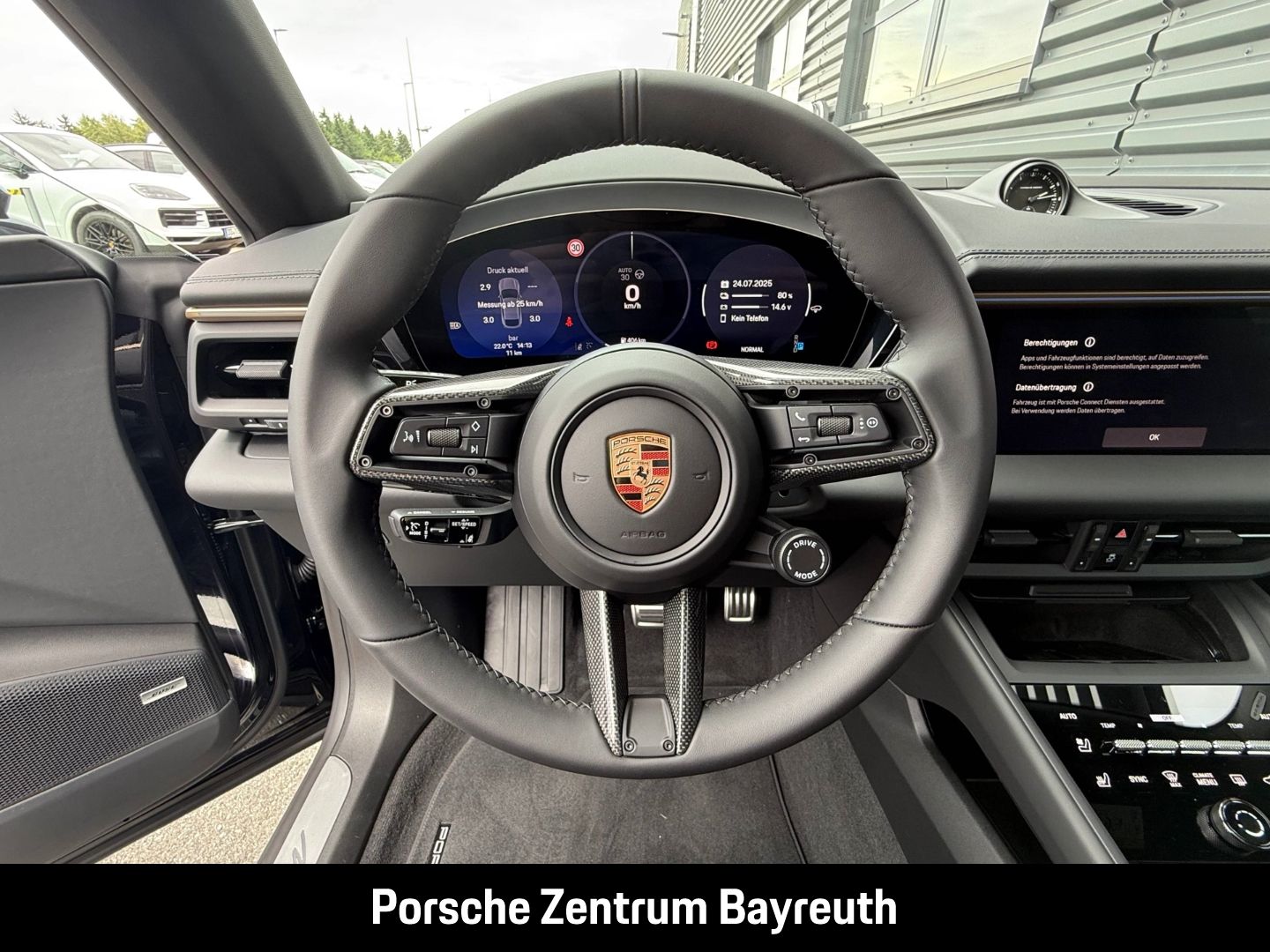 Porsche Macan 4S *PTS VIOLAMETALLIC*CARBON*BEIFAHRERDIS.