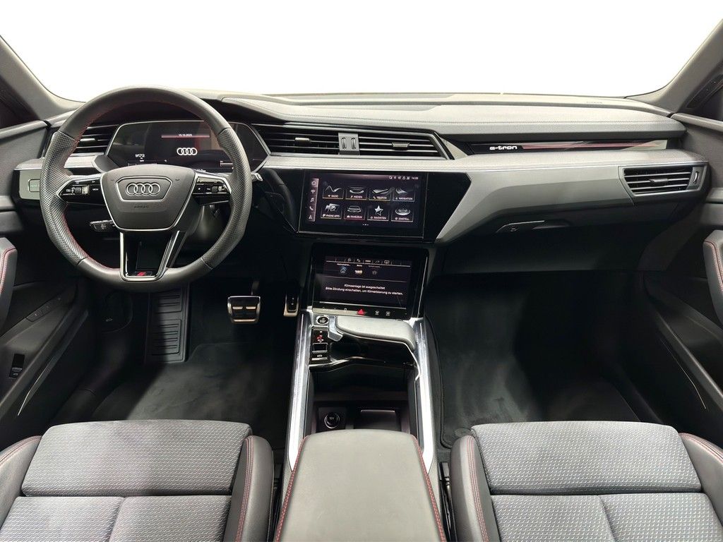 Audi Q8 S line 55 e-tron quattro AHK*NAVI*SHZ*MATRIX*