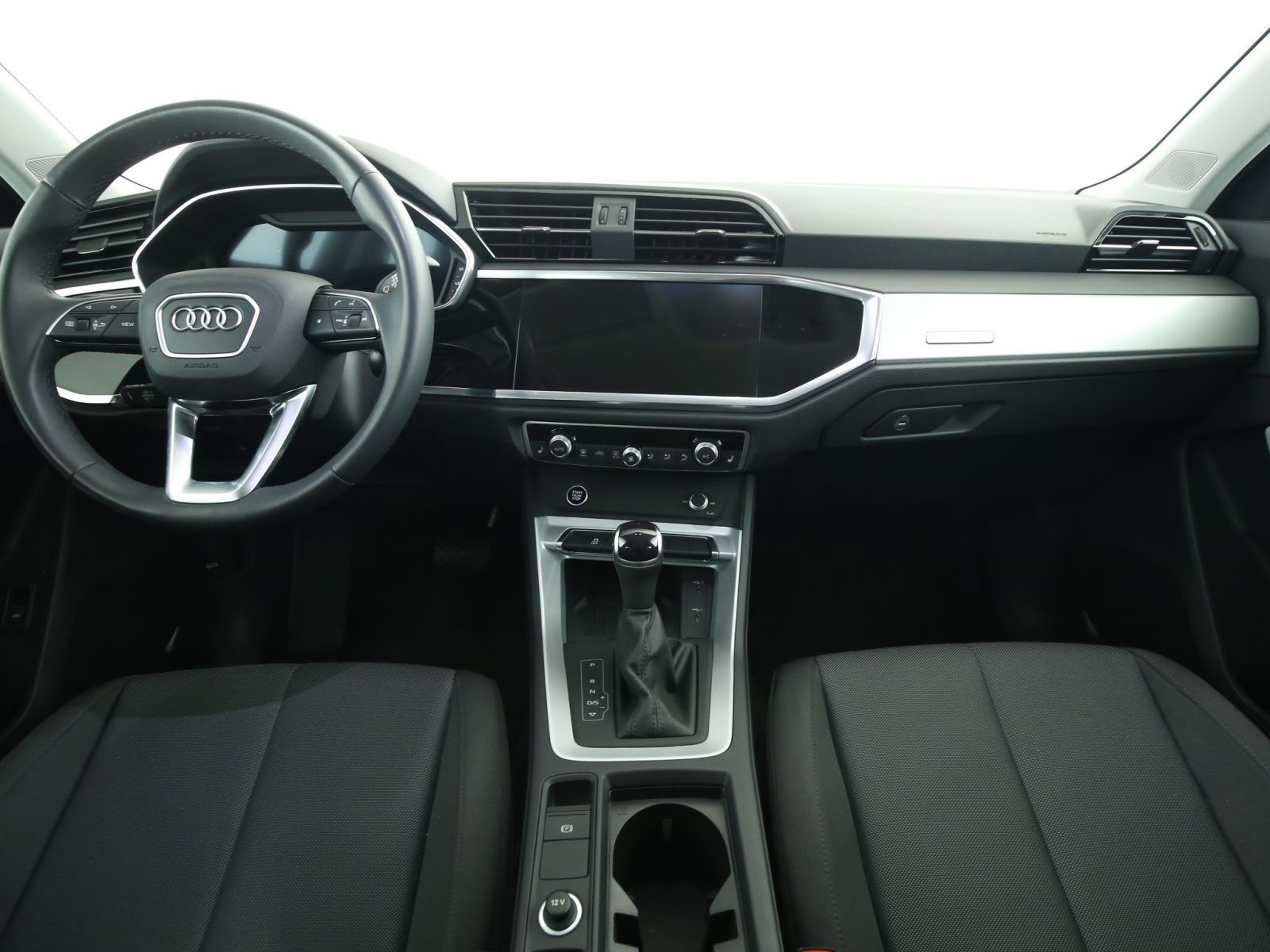 Audi Q3 35TDI quattro - Samsaru's Car Outlet