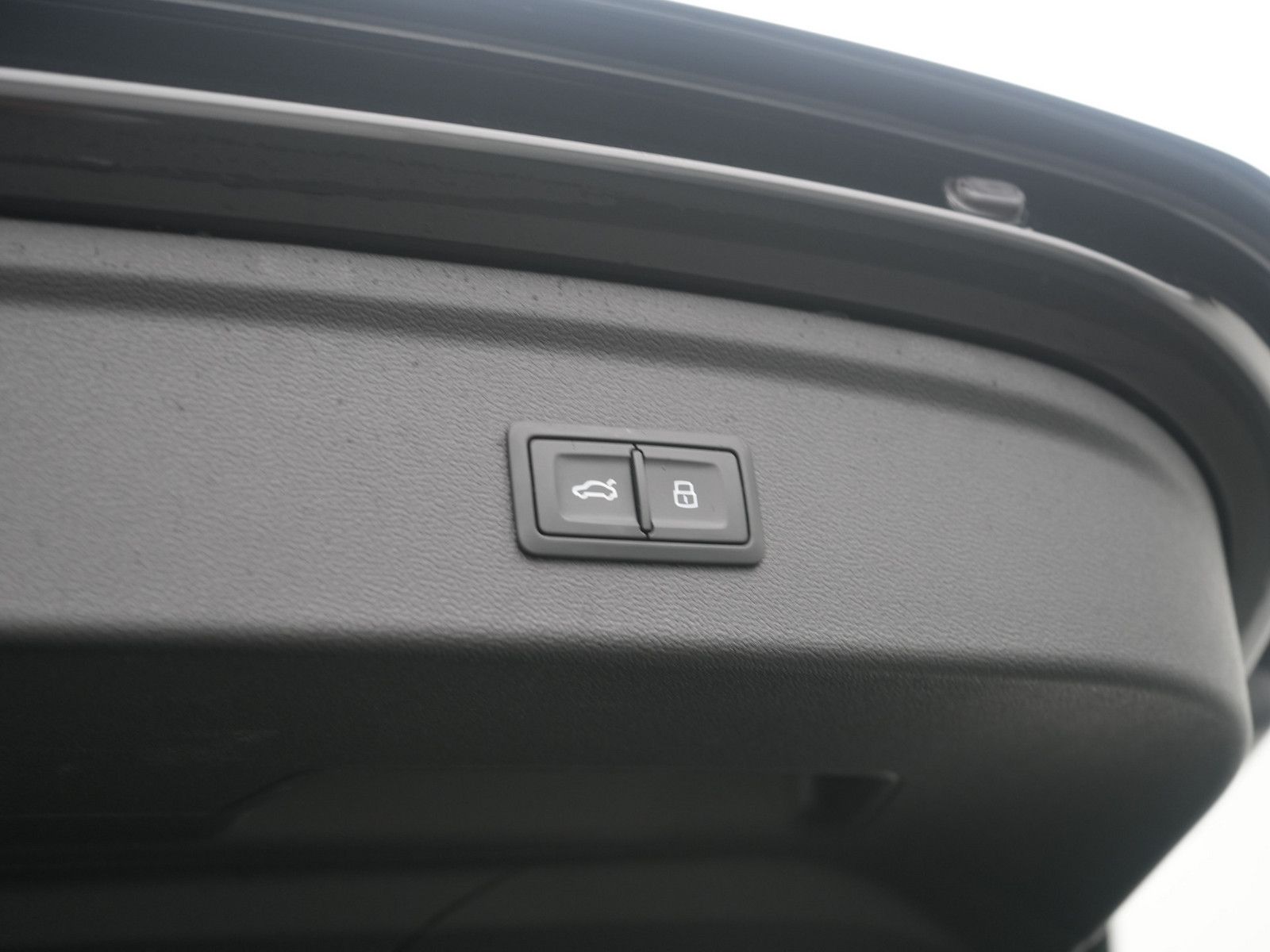 Audi A3 Sportback e S line NAVI VIRT AHK ACC LEDER