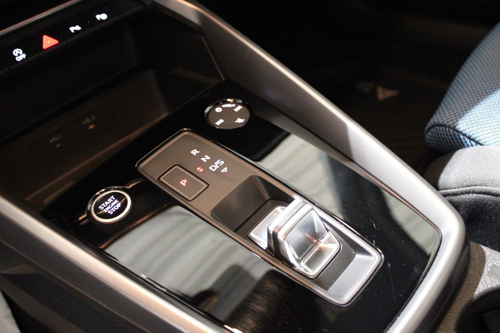 Audi A3 Sportback 35 TFSI advanced *V-Cockpit*Sitzhei