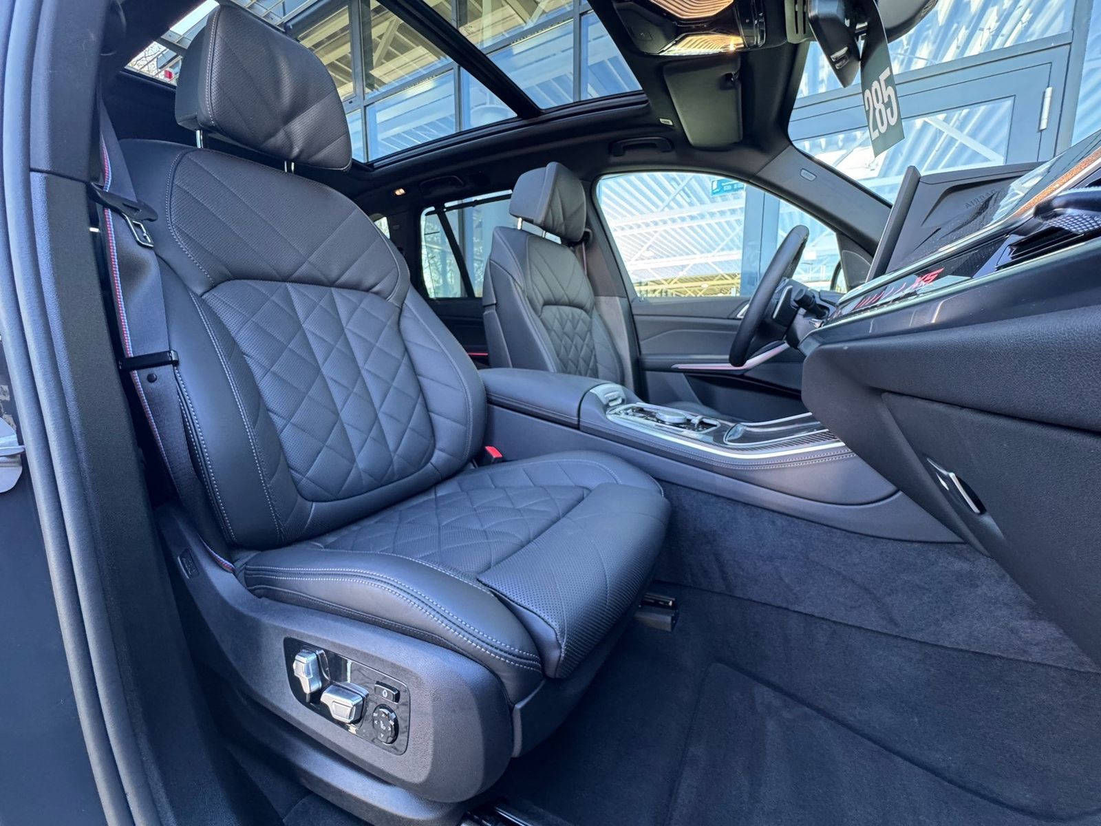 BMW X5 xDrive30d M Sport Pro PANO AHK StHzg Luftfahr
