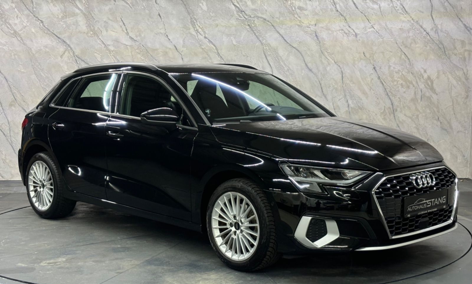 Audi A3 Sportback 30 TFSI advanced+1.Hand+MwSt.+