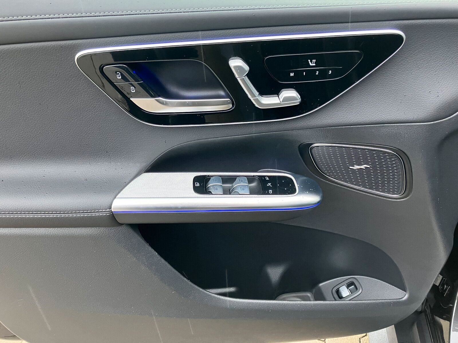 Mercedes-Benz GLC 300 de 4M AMG Line DIGITAL LIGHT*AHK*Pano-D.