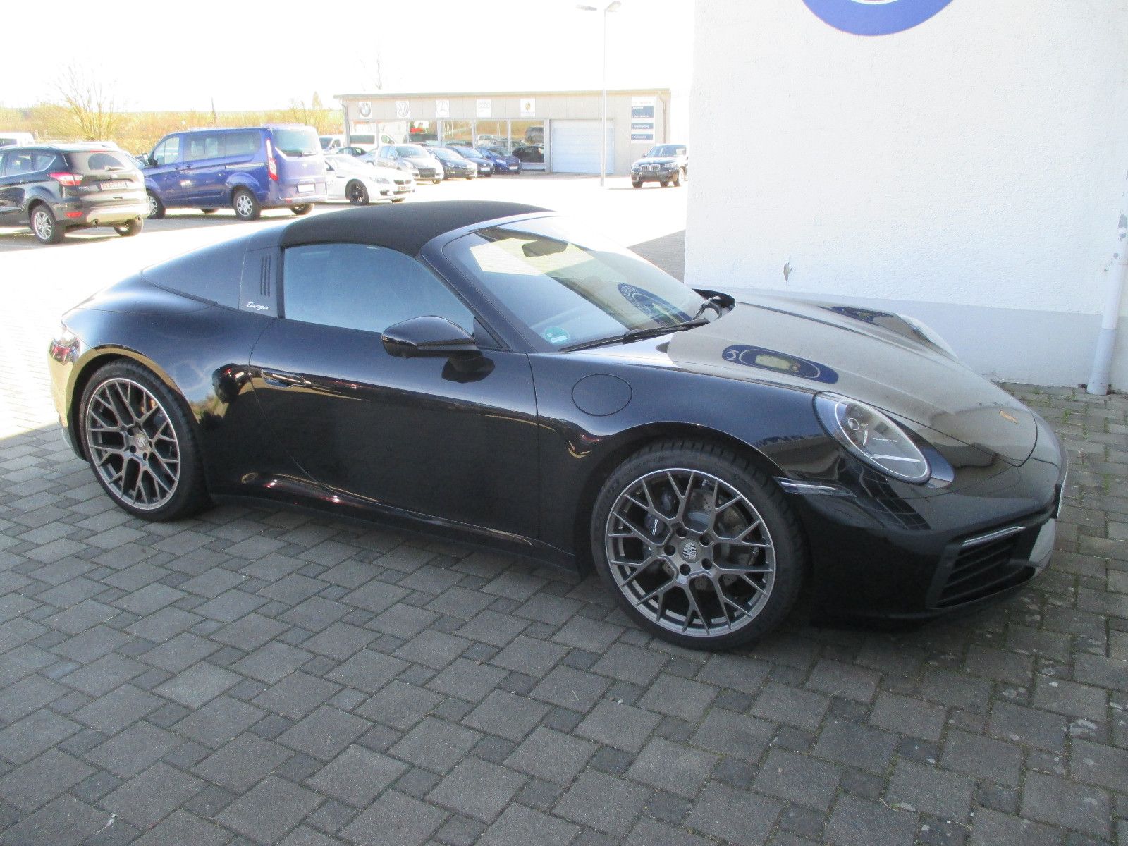 Porsche 992/911 Targa 4 - Samsaru's Car Outlet