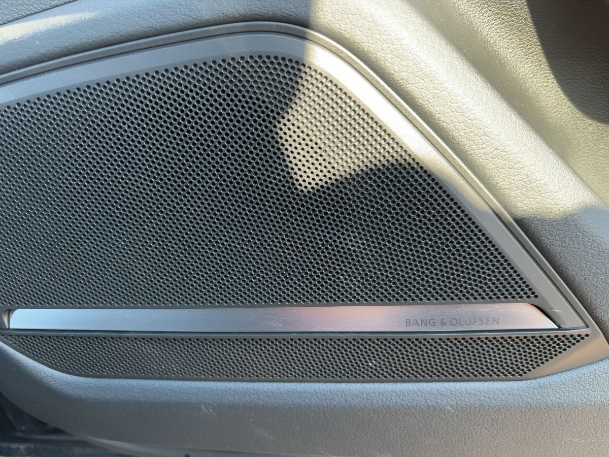 Audi A6 Avant 55 TFSI e Q. sport - Samsaru's Car Outlet