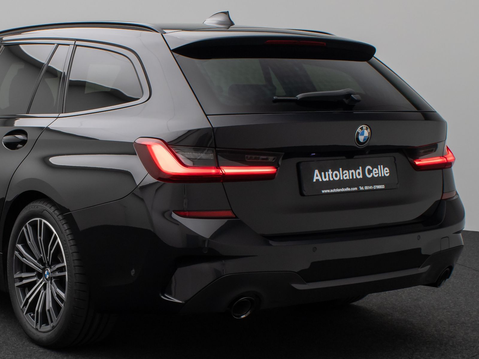 BMW 320d M Sport - Samsaru's Car Outlet