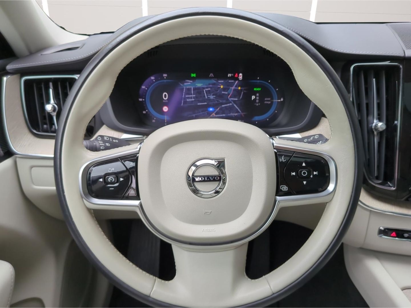 Volvo XC60 T8 Recharge Ultimate Bright *Luft*Massage*A