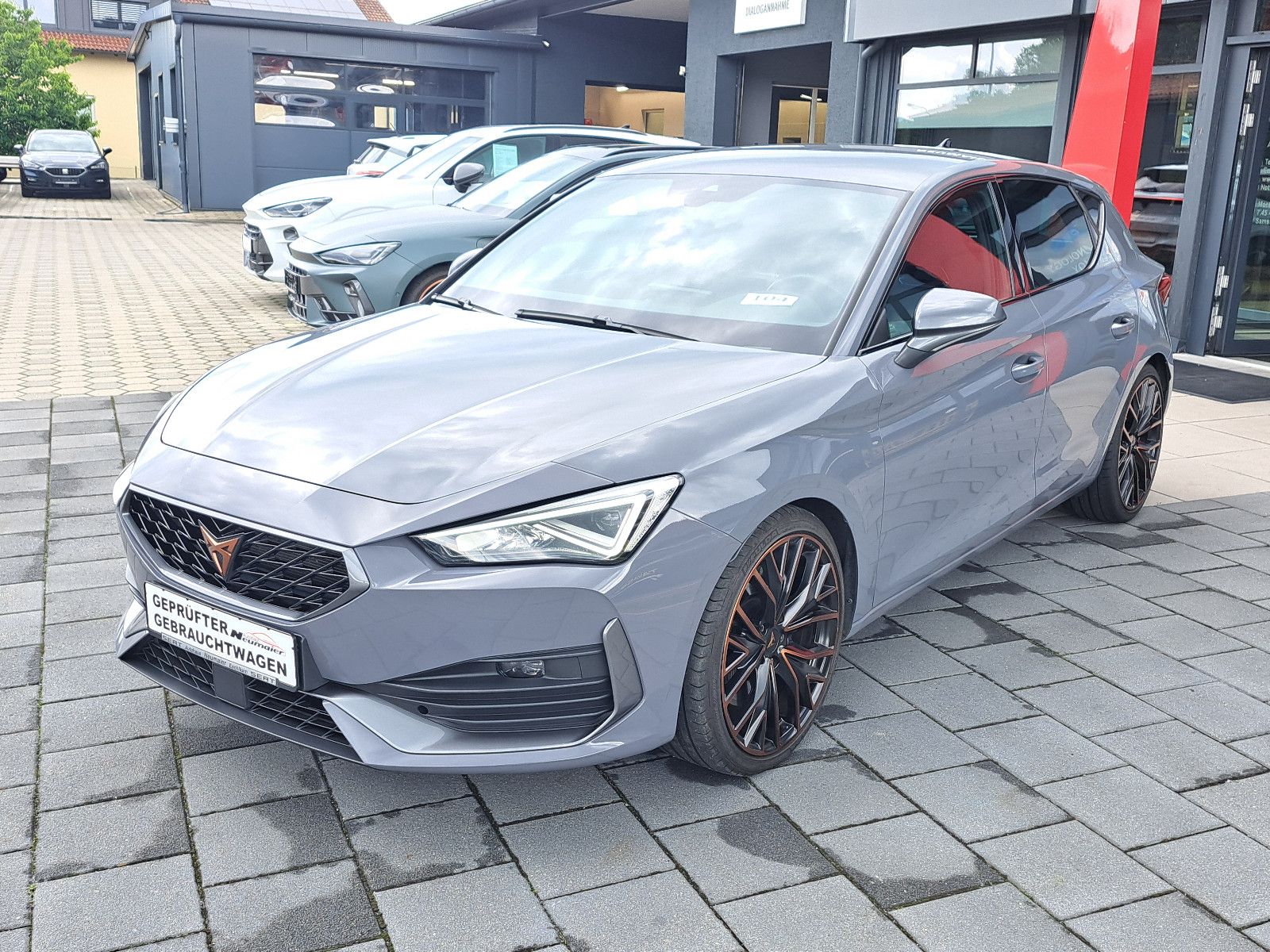 Cupra Leon VZ 2.0 TSI 300 PS DSG - Samsaru's Car Outlet