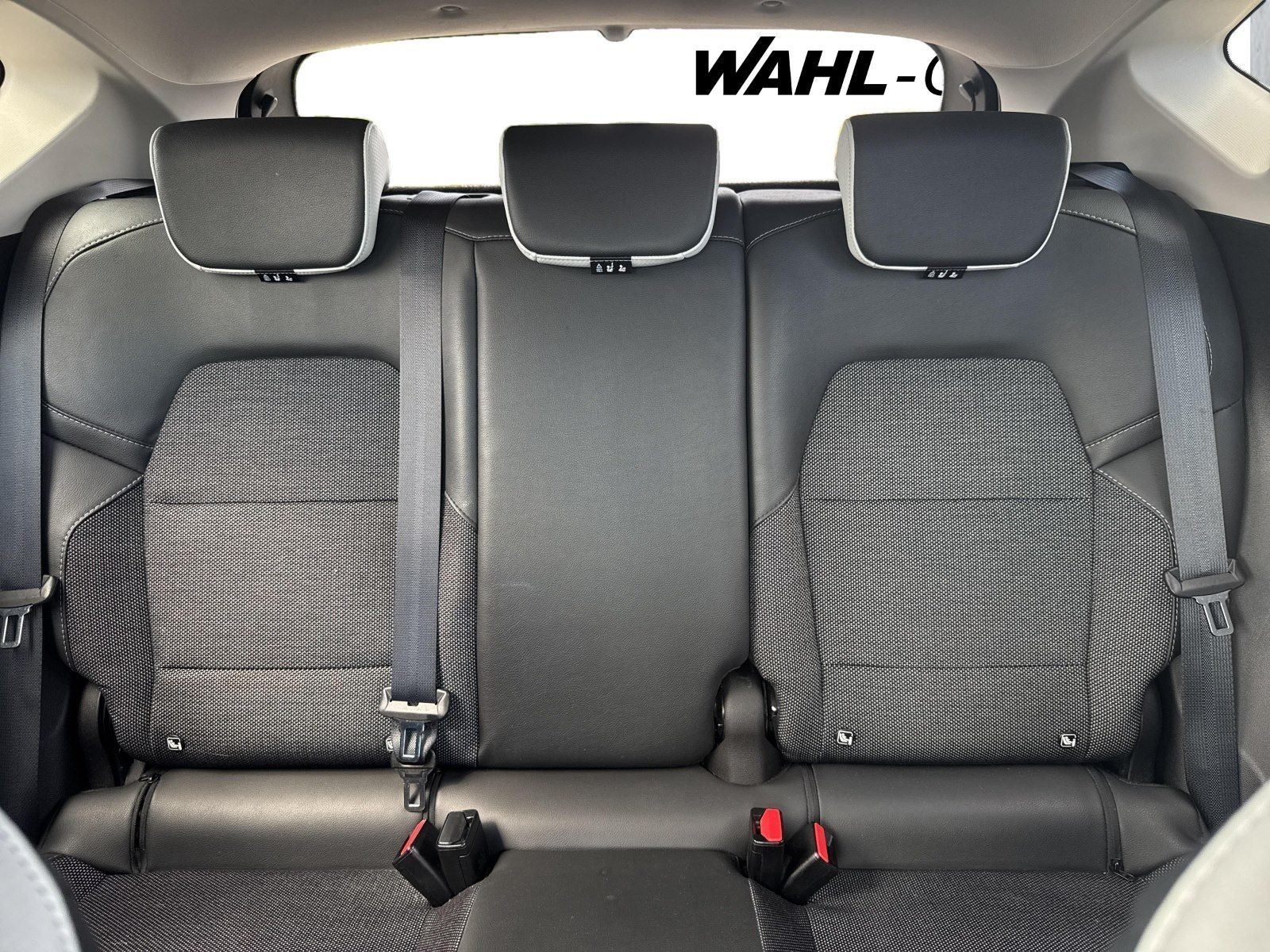 Renault Captur E-TECH 160 Edition One - Samsaru's Car Outlet