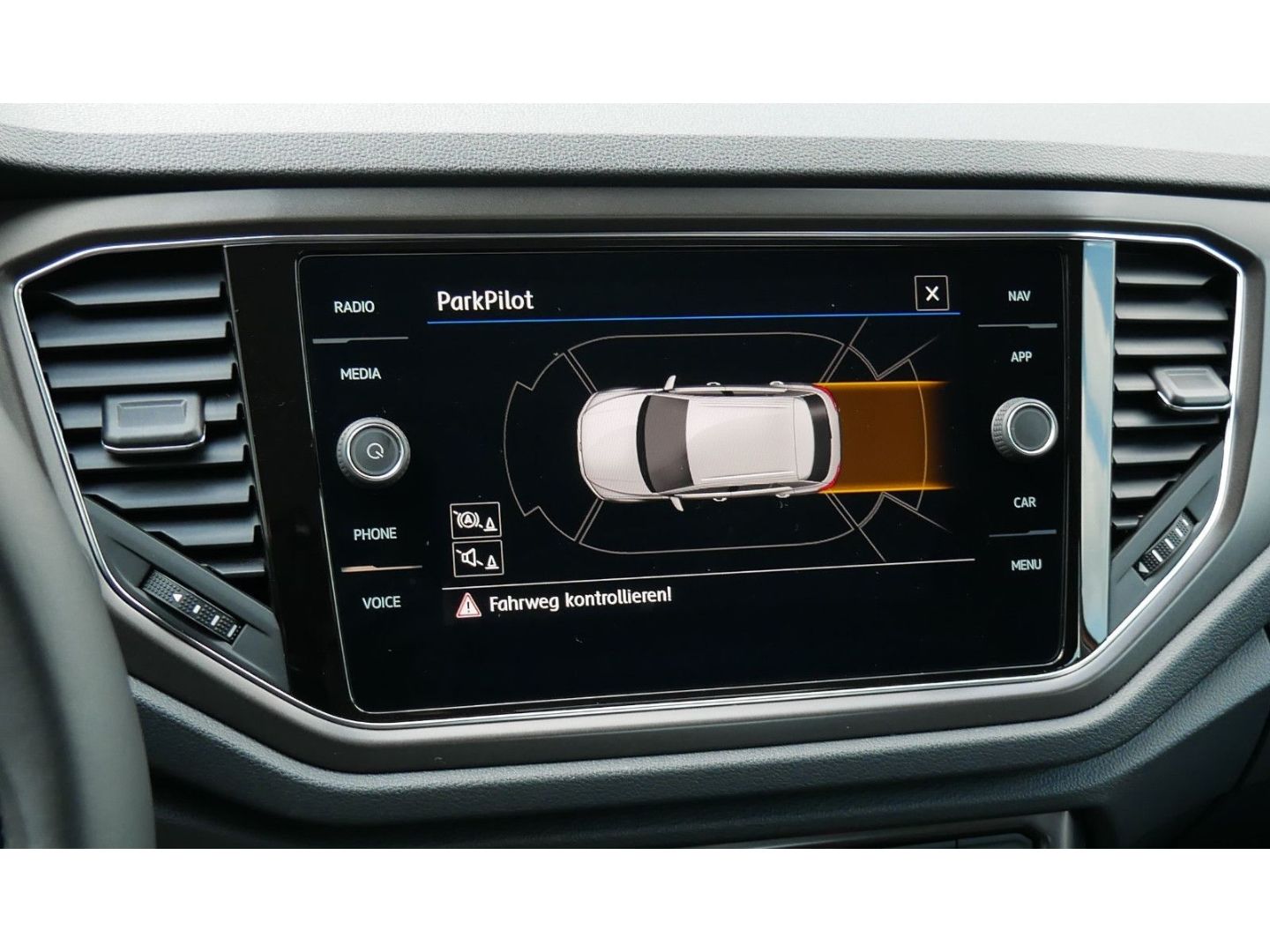 Volkswagen T-Roc Style TSI - Samsaru's Car Outlet
