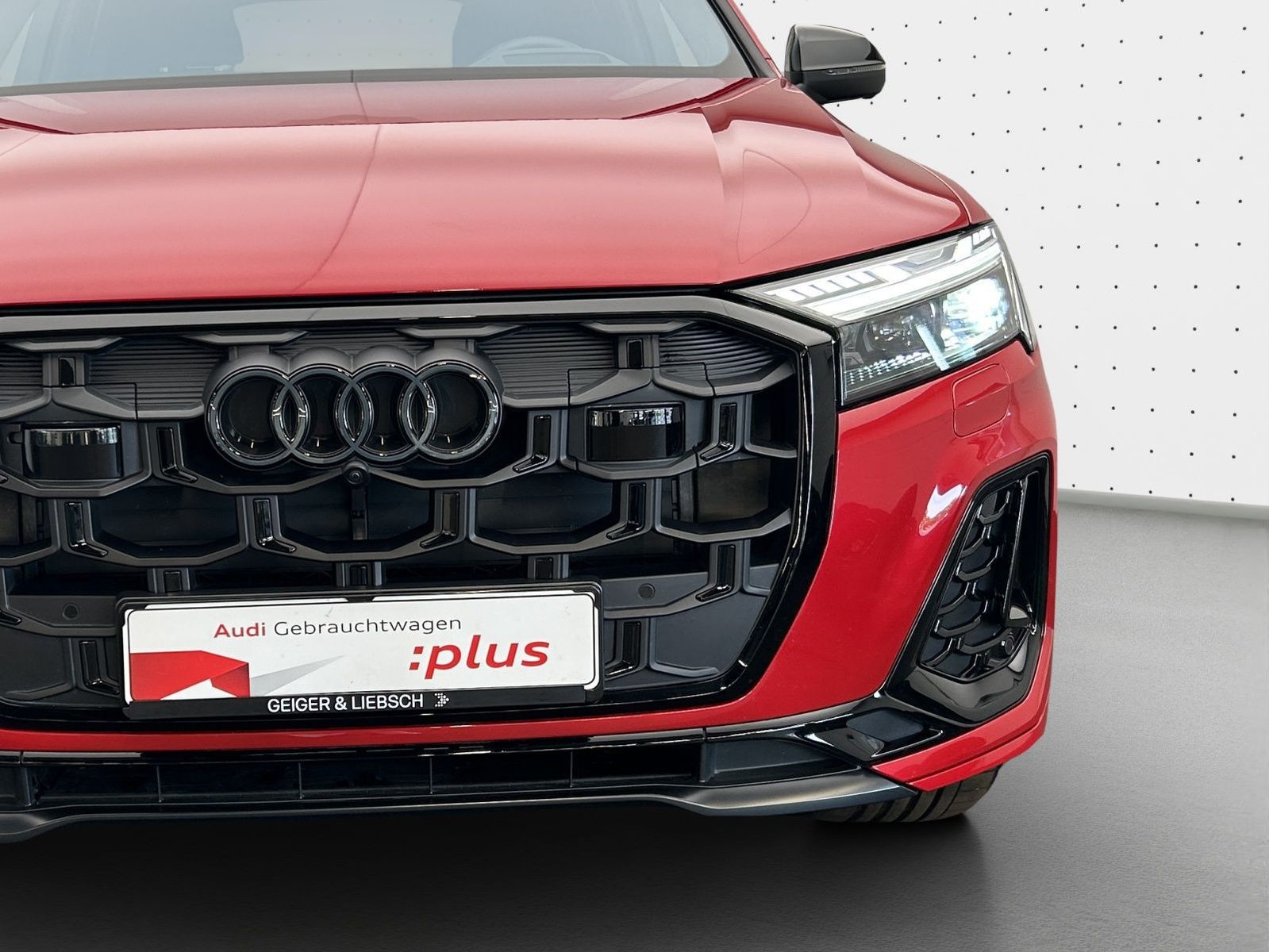 Audi Q7 50 TDI quattro S-LINE*NAVI*HUD*AHK*PANO*7-SIT