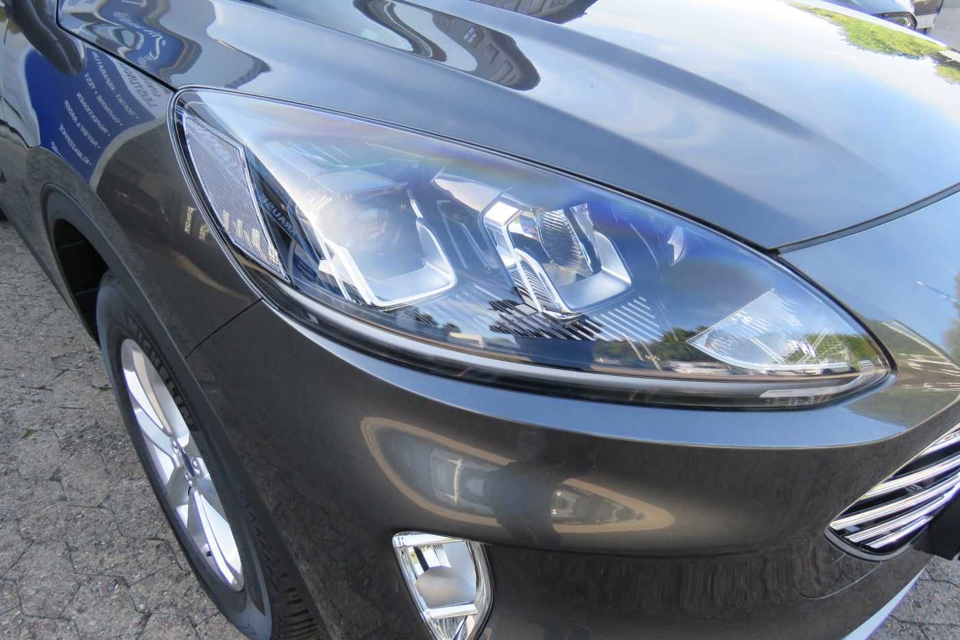 Ford Kuga Automatic TITANIUM - Samsaru's Car Outlet