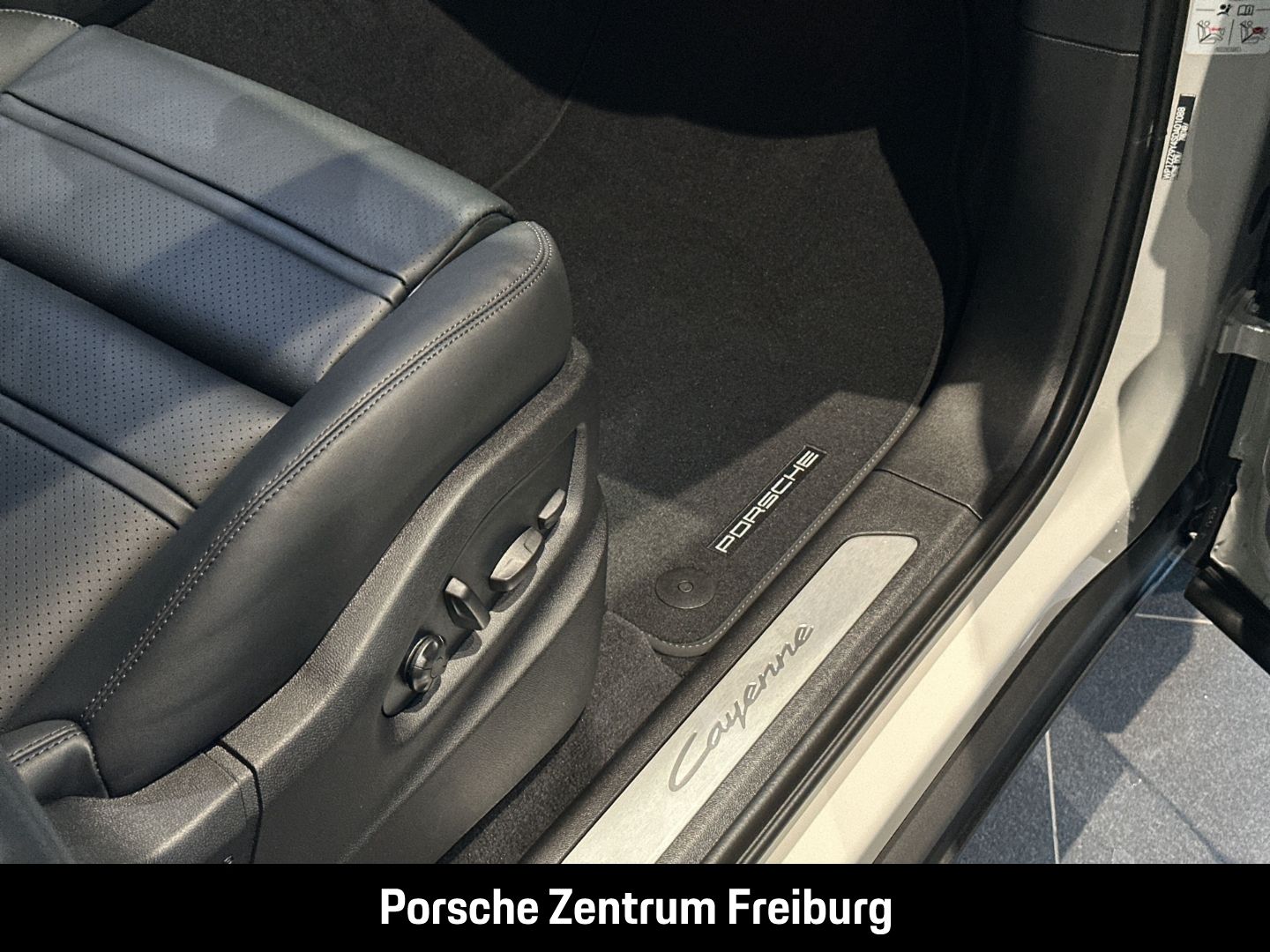 Porsche Cayenne Surround-View BOSE Luftfederung LED