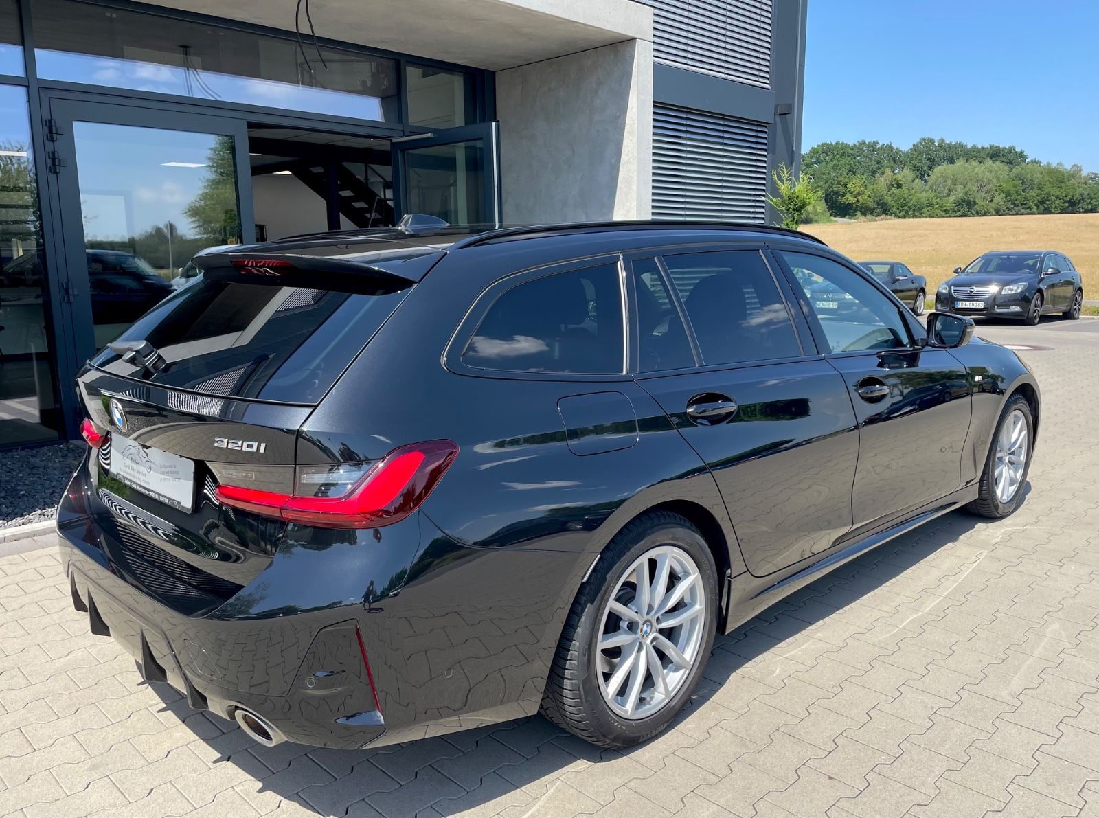 BMW 320i Aut. Touring M Sport/AHK/Head-Up/Adapt.LED