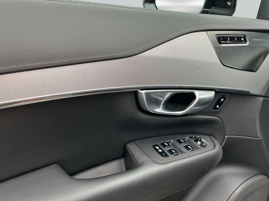 Volvo XC90 B5 D AWD Plus Bright