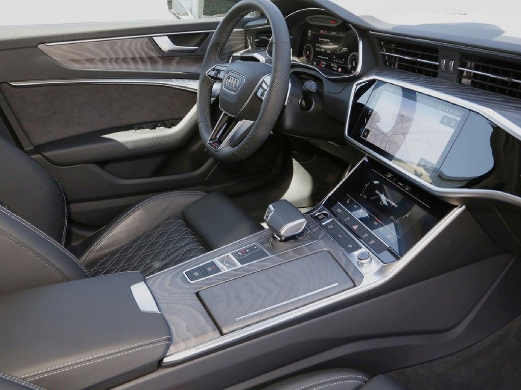 Audi A6 Avant 55 TFSI e Q S line - Samsaru's Car Outlet