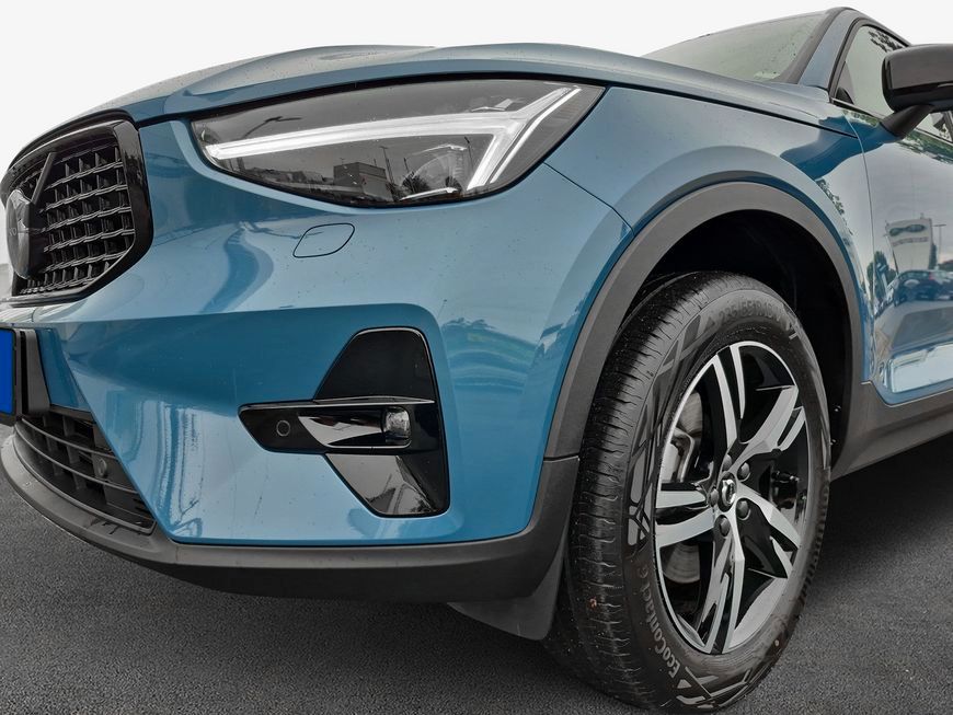 Volvo XC40 B3 Plus Dark - Samsaru's Car Outlet