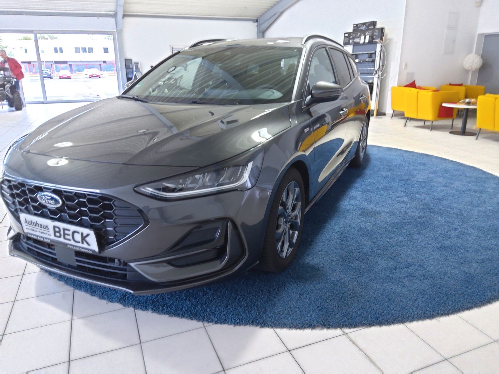 Ford Focus Turnier ST-Line Hybrid AT Navi Winter-Pake