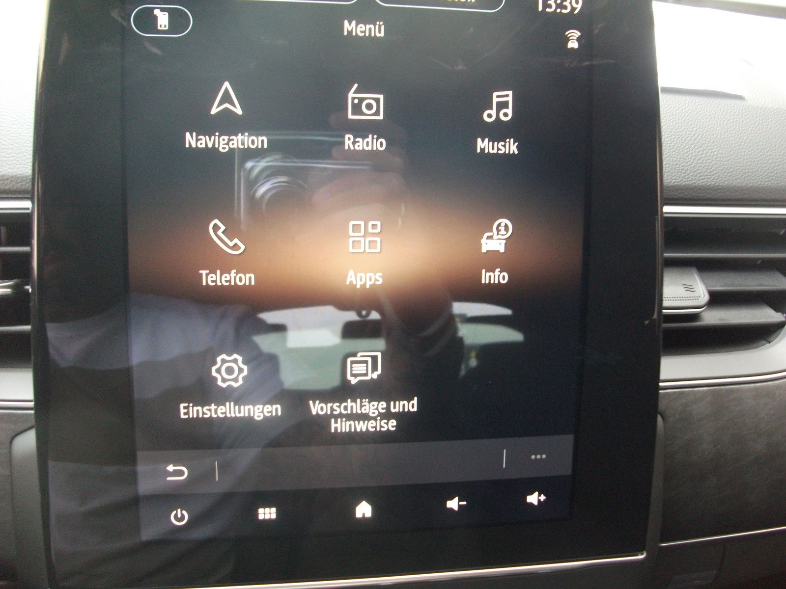 Renault Arkana ESPRIT ALPINE Full Hybrid - Samsaru's Car Outlet