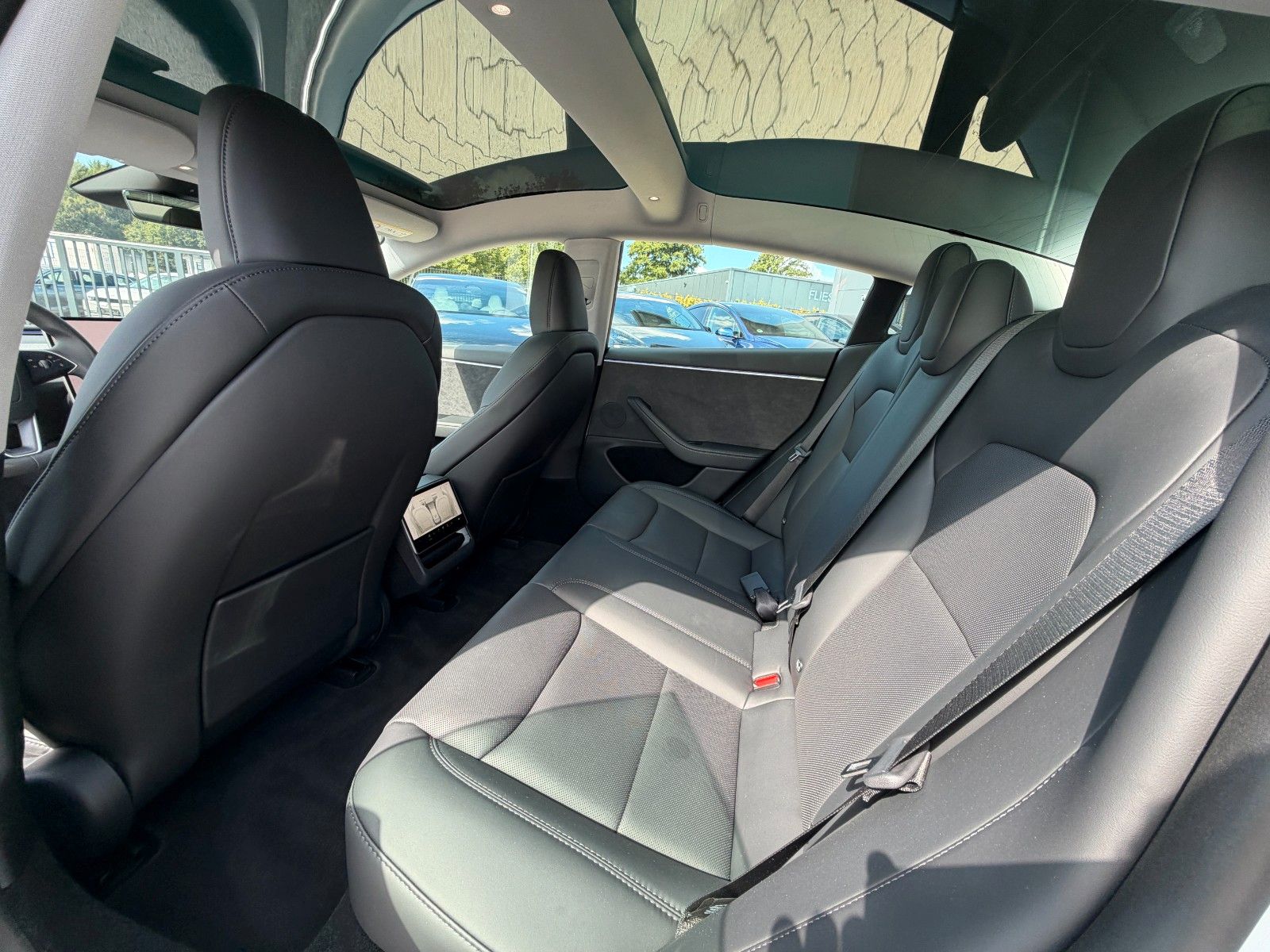 Tesla MODEL 3 HIGHLAND LR AWD | ENHANCED AP 4 KI |