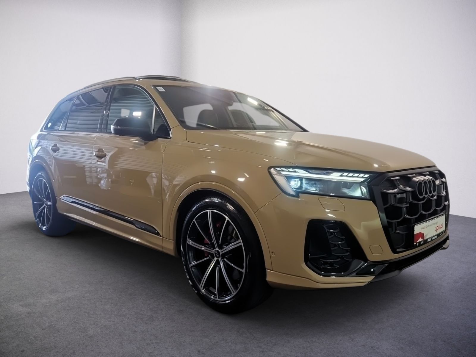 Audi Q7 50 TDI QUATTRO S LINE 7-SITZE +HD-MATRIX+AHK+