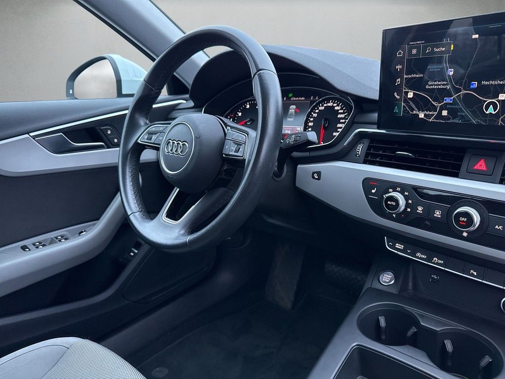 Audi A4 Lim. advanced 40 TDI quattro S tronic *Navi*