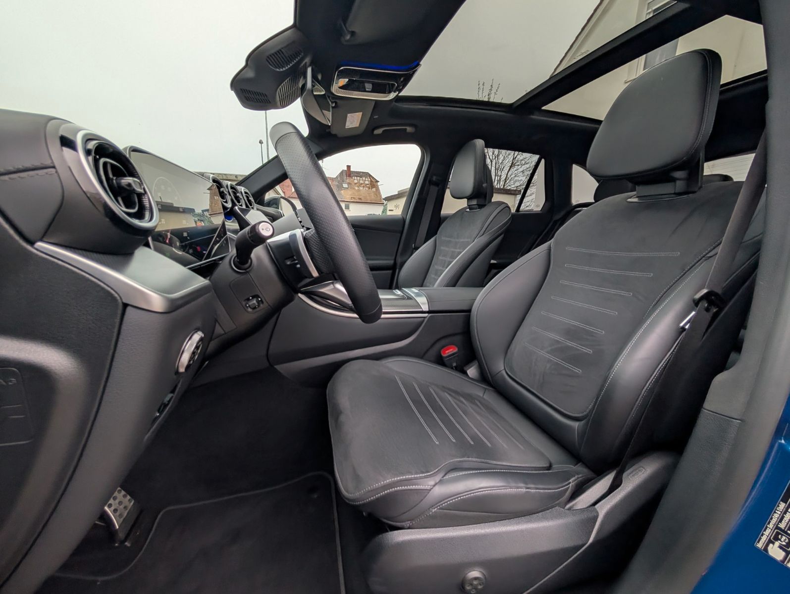 Mercedes-Benz GLC 400 e 4Matic *AMG*AHK*PREMIUM-PLUS*PANO*AIRB