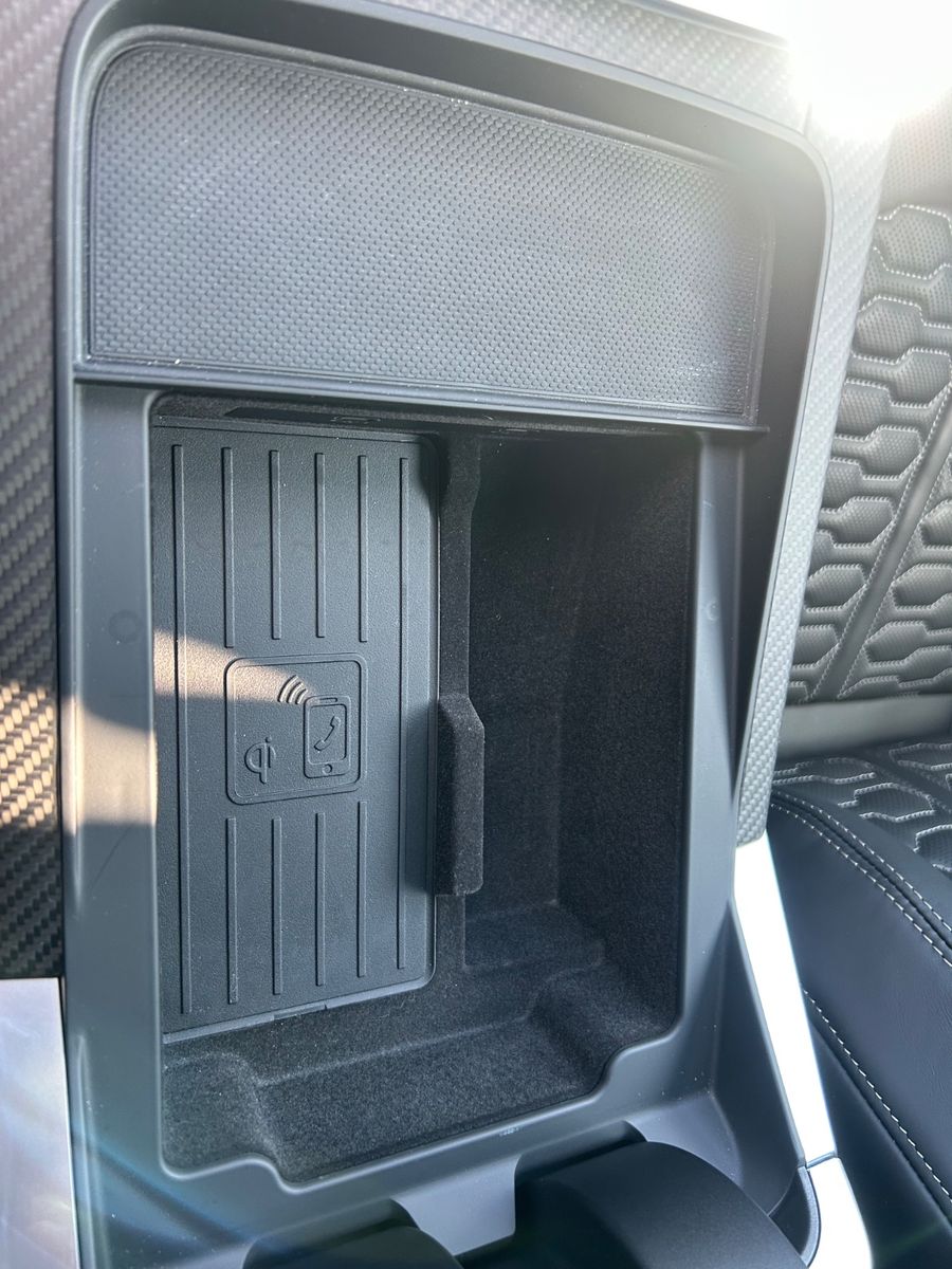 Audi RSQ8 DYN 4.0 TFSI Quattro TÜV-NEU-VMAX-2xCarbon