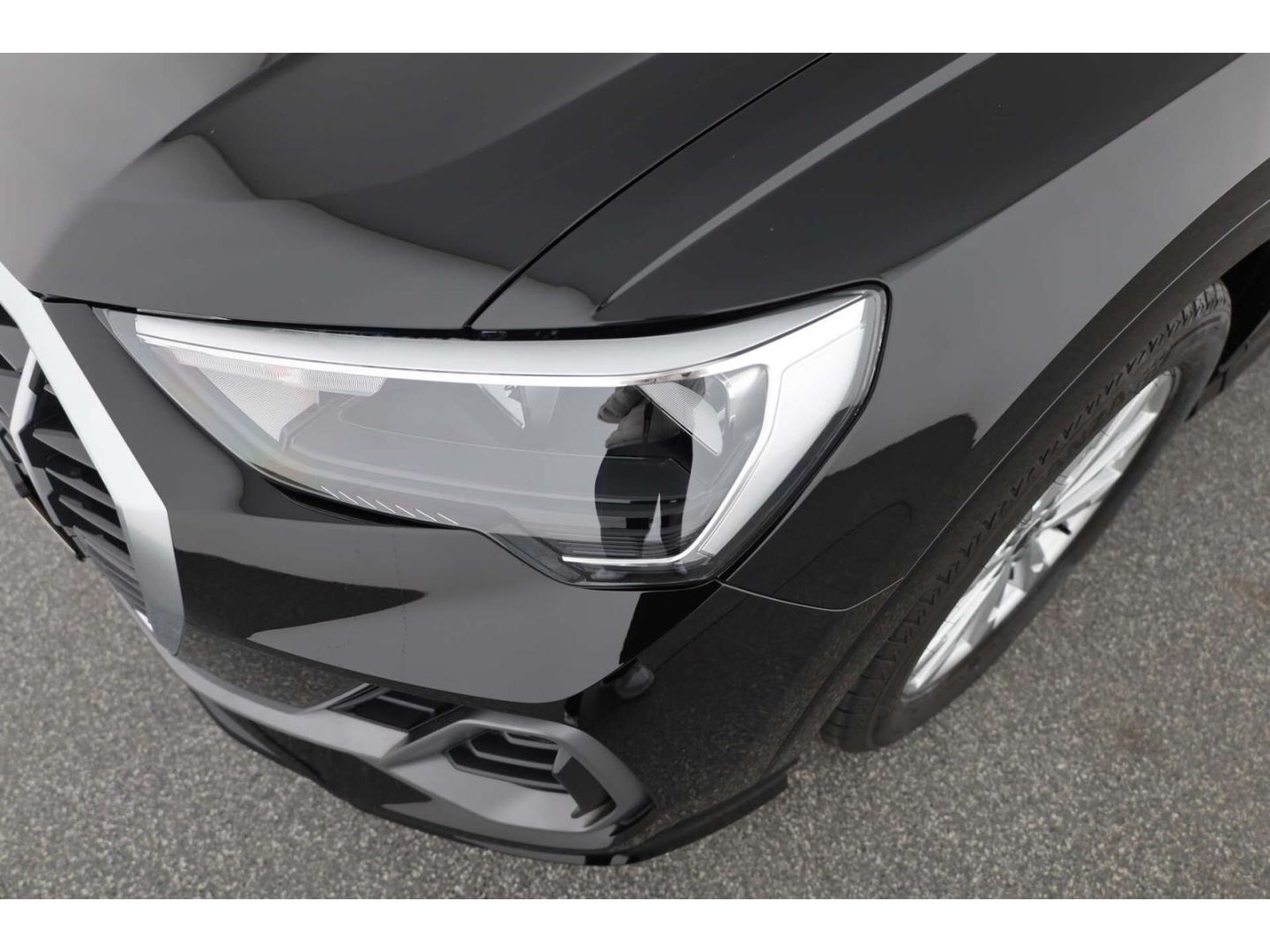 Audi Q3 35 TDI quattro S line - Samsaru's Car Outlet