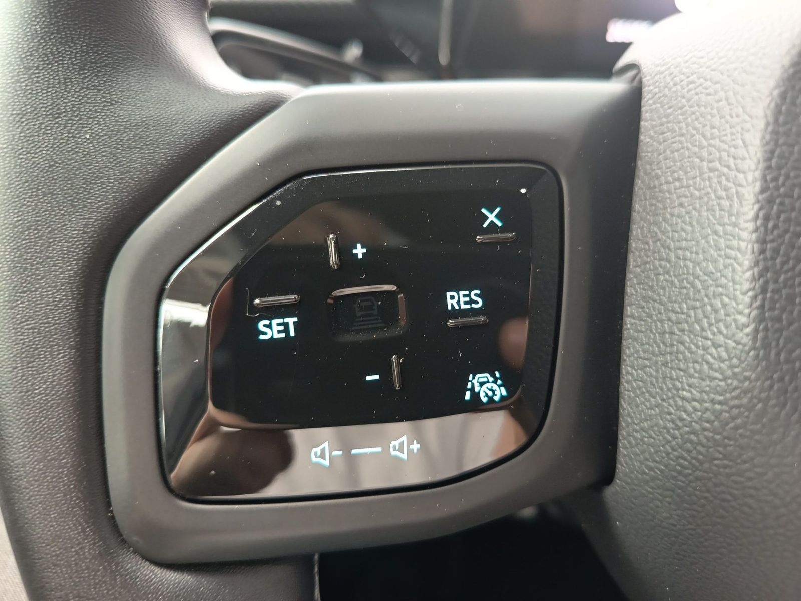 Ford Explorer Dual-Elektromotor Ext.Range AWD 79kWh