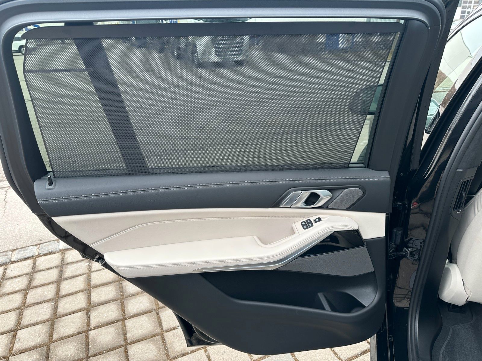 BMW X7 xDr 40d M Sport Pro|Aktivlenk|SkyL|AHK|BEIGE|