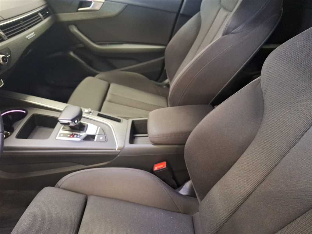 Audi A4 Avant 40 2.0 TFSI quattro S-tronic - Samsaru's Car Outlet