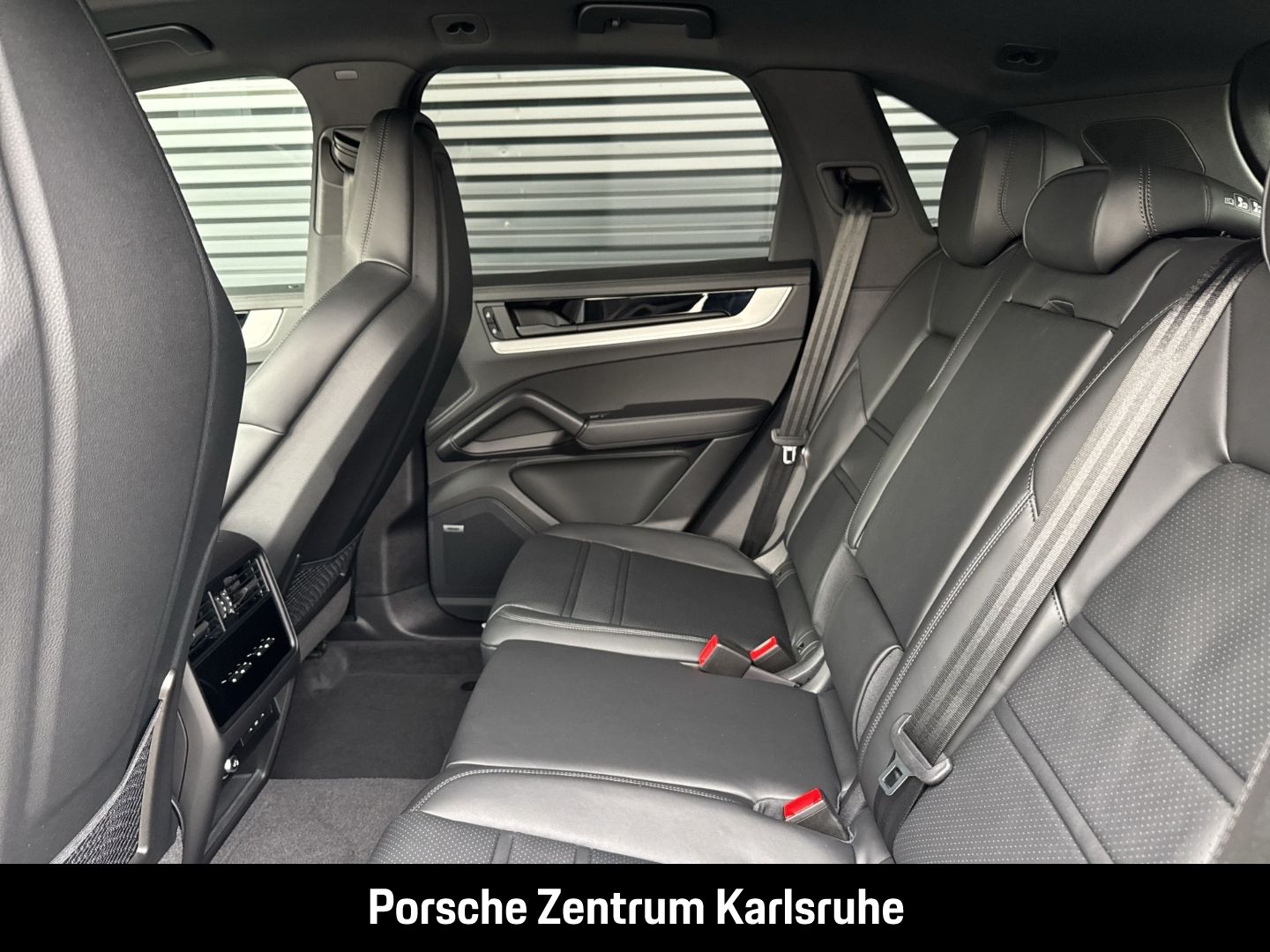 Porsche Cayenne BOSE Sportabgasanlage Luftfederung LED