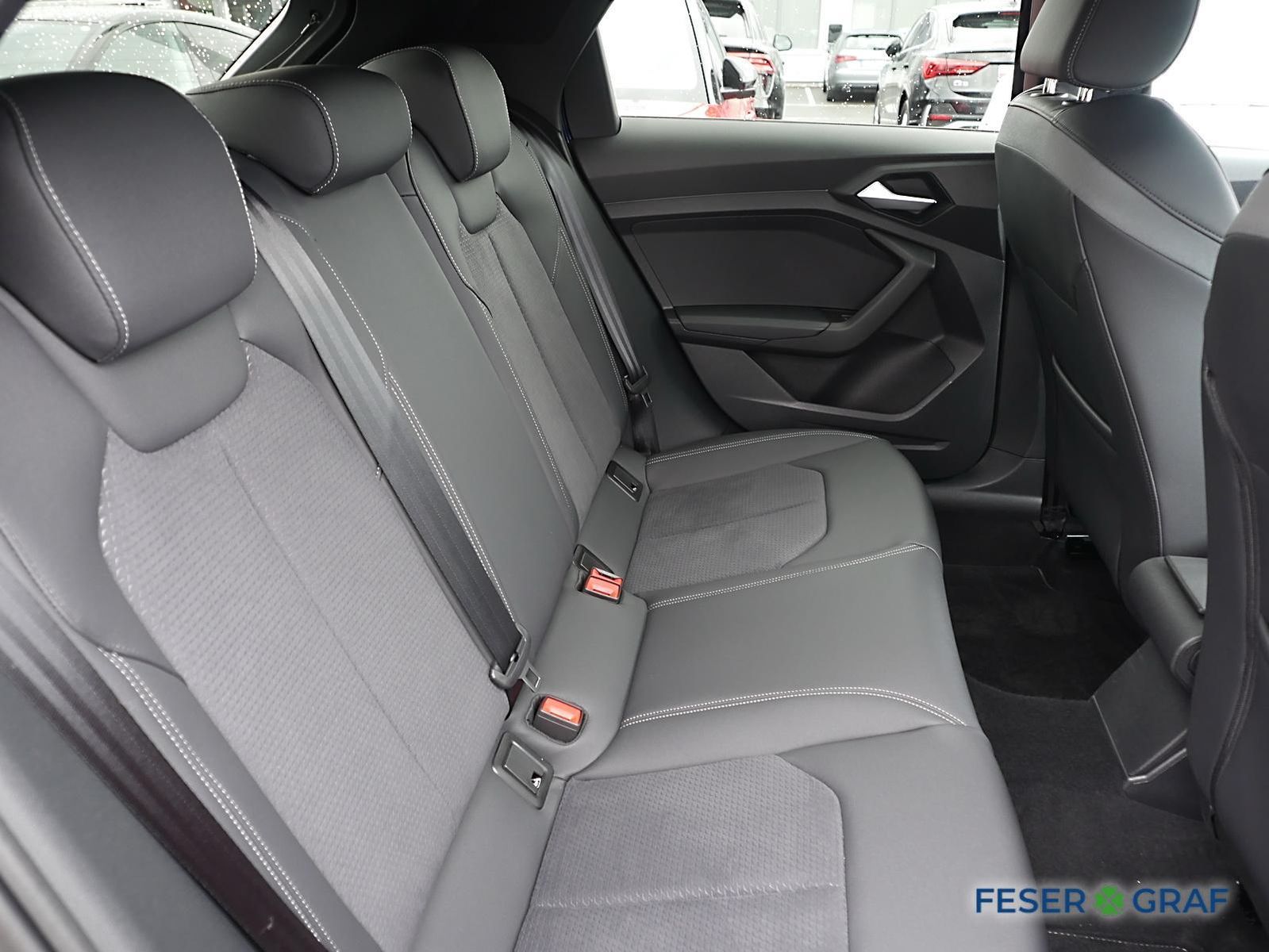 Audi A1 Sportback 35 TFSI S-Line S tronic - Samsaru's Car Outlet