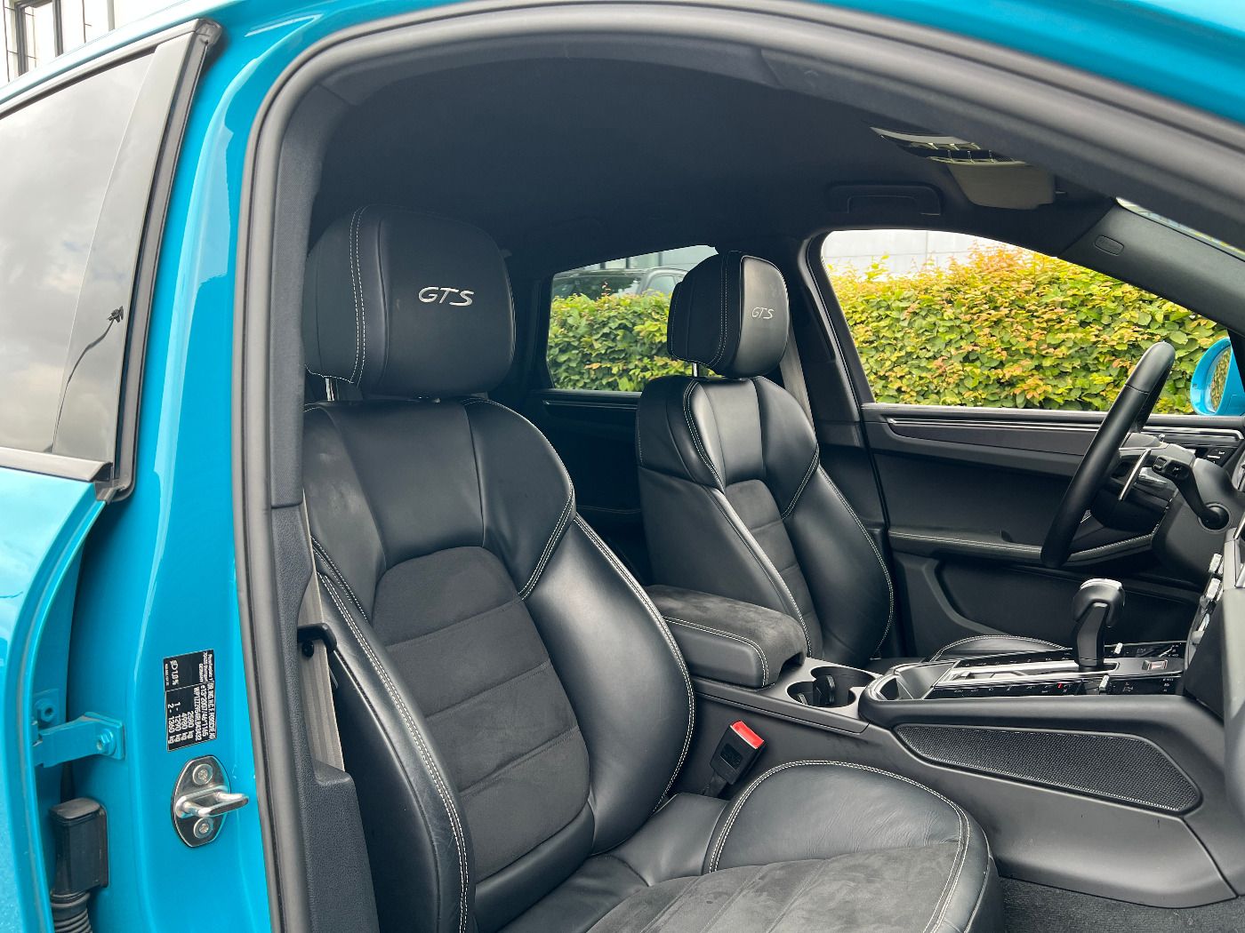 Porsche Macan GTS | PTS miamiblau | LED inkl. PDLS+ |