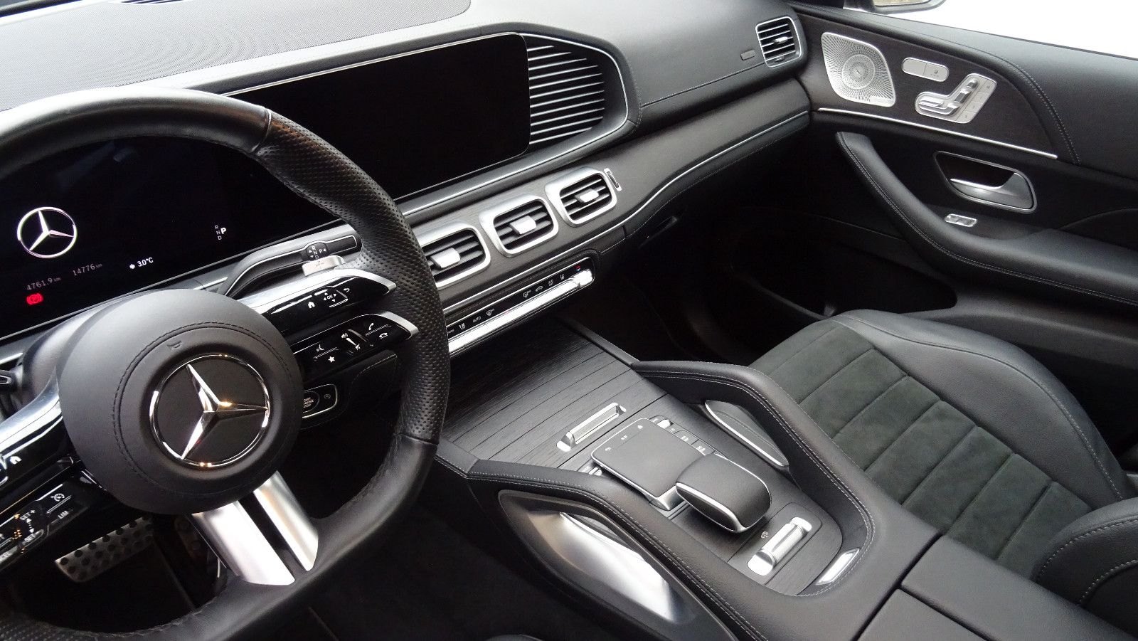 Mercedes-Benz GLE 450d 4M AMG Line AHK+PANORAMA+Memory+360°