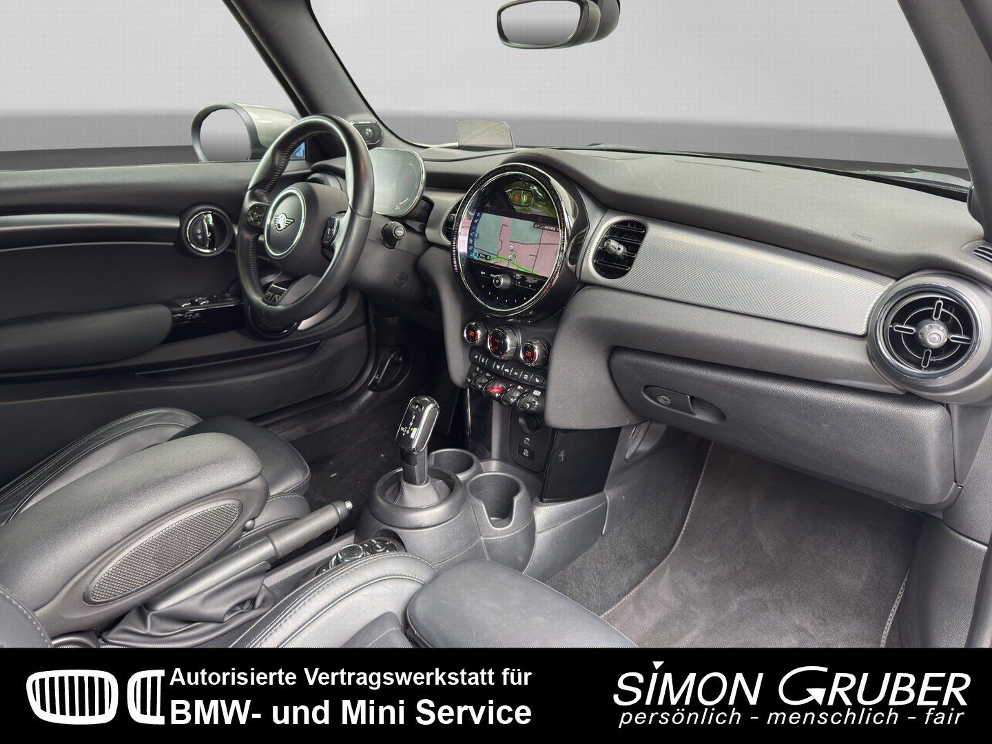 MINI Cabrio Cooper Premium+ - Samsaru's Car Outlet