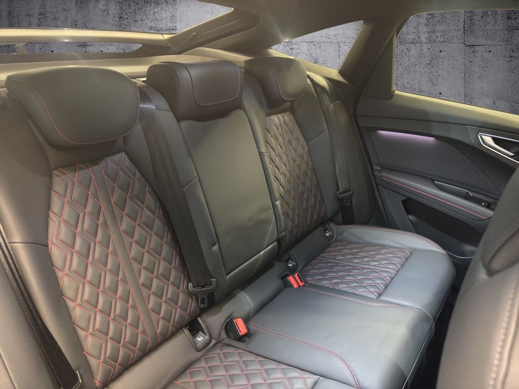 Audi Q4 e-tron Sportback 50 quattro S line AHK+Matrix