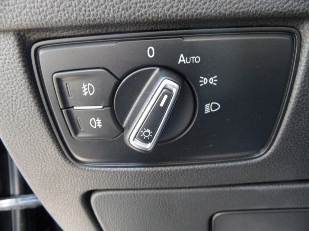 Volkswagen Passat 2.0 TDI SCR DSG - Samsaru's Car Outlet