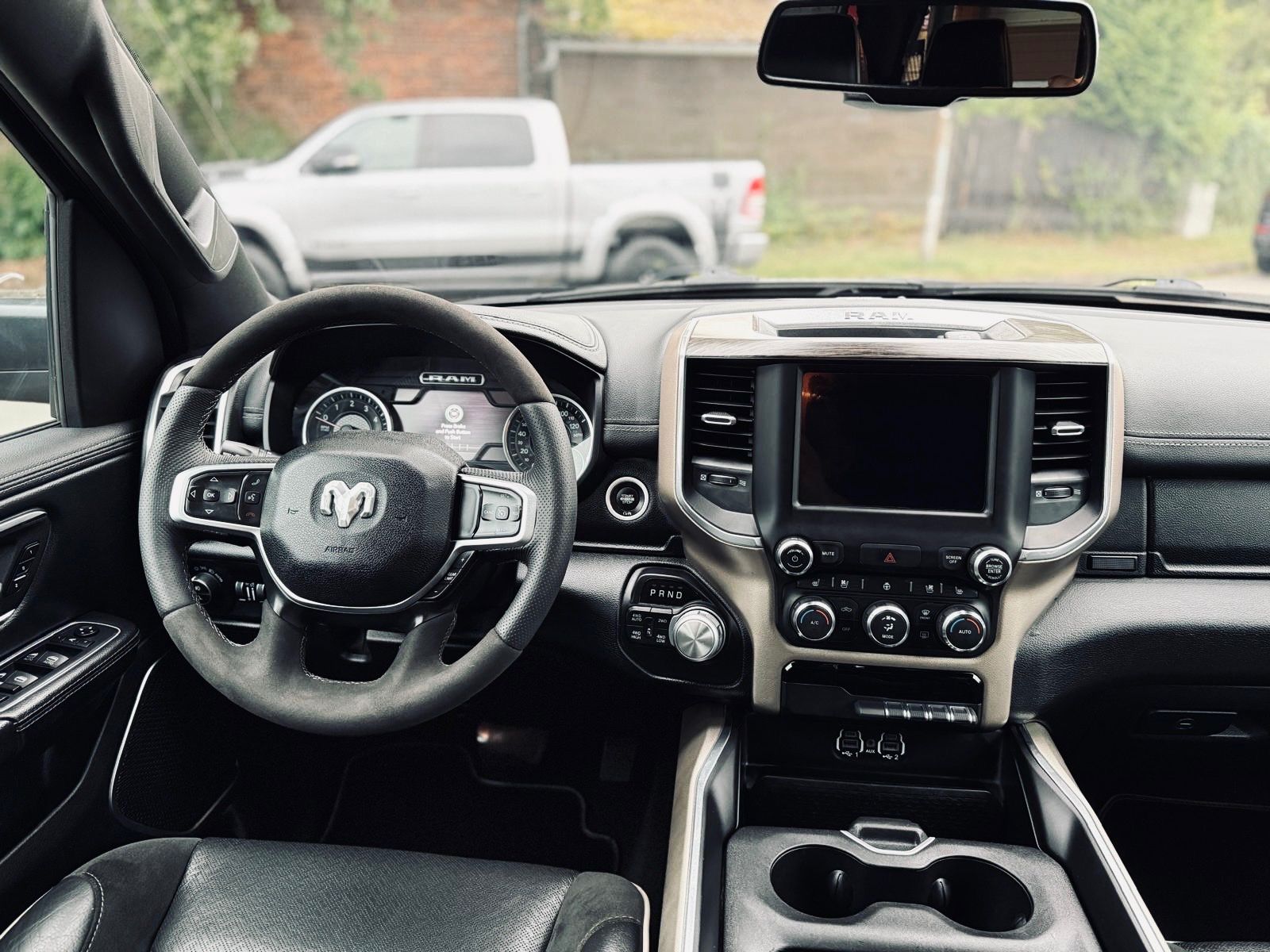 Dodge LPG*LIFT*LARAMIE*BÜGEL*OFFROAD*NAVI*AHK*4X4*LED